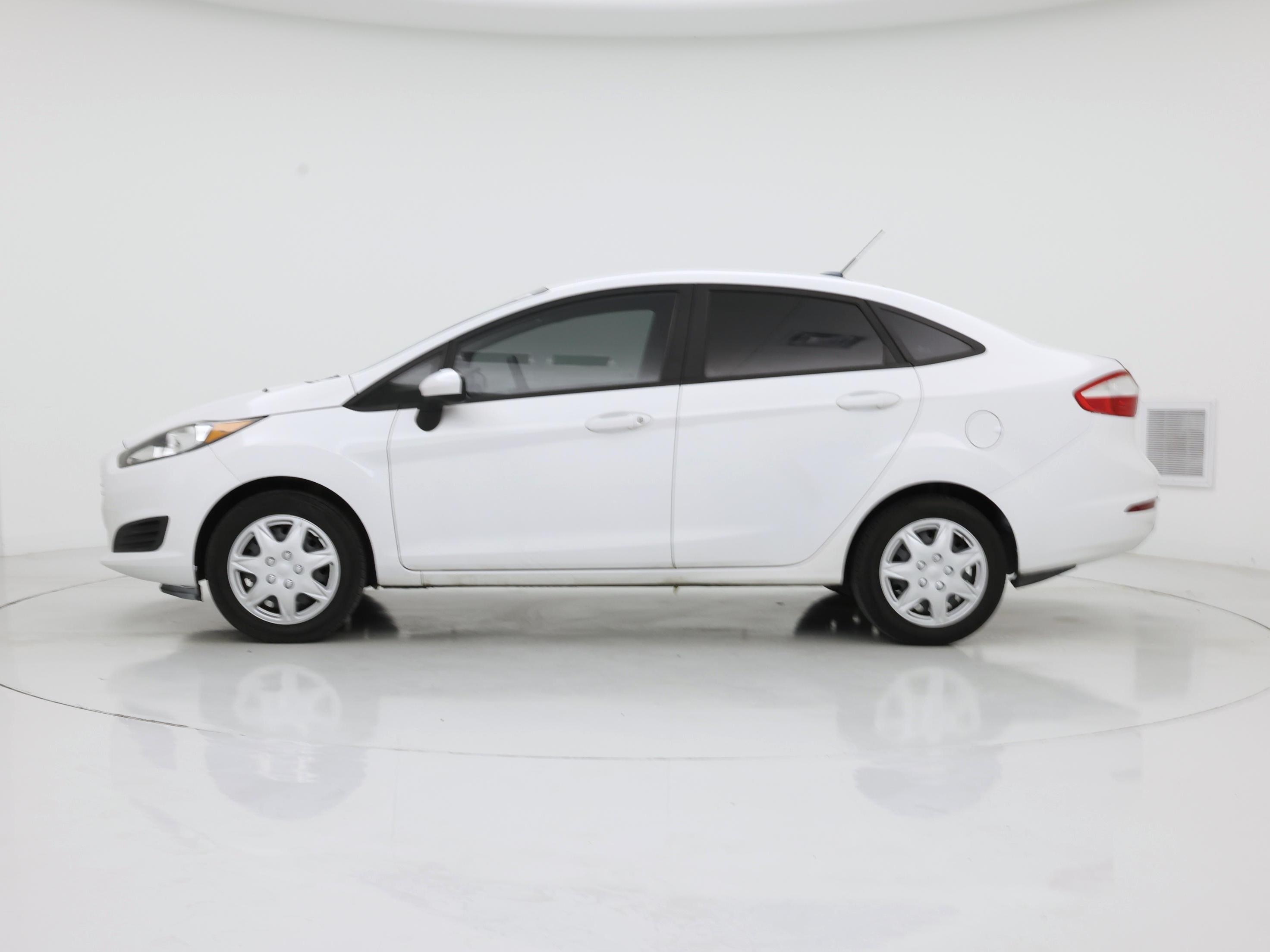 Thumbnail: 2017 Ford Fiesta - 3