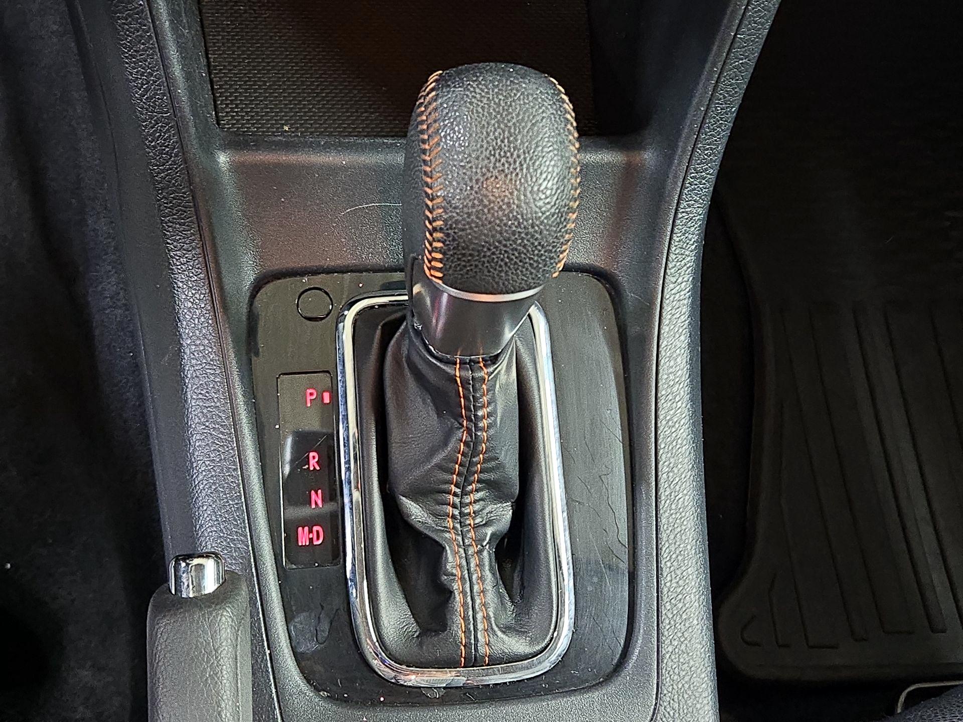 Thumbnail: 2017 Subaru Crosstrek - 18