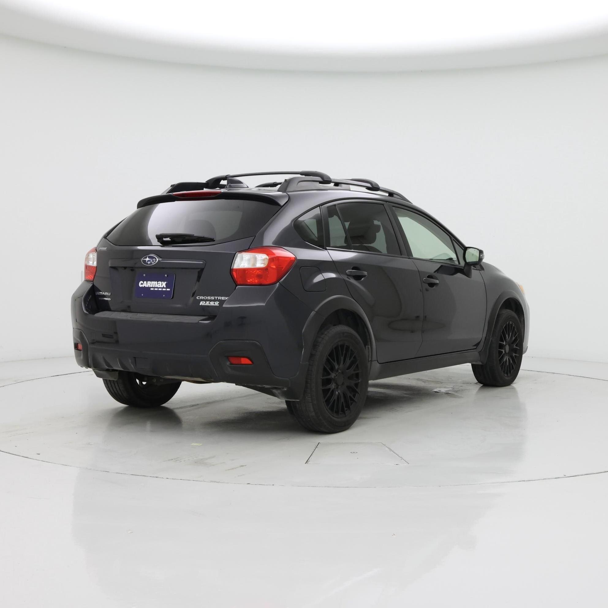 Thumbnail: 2017 Subaru Crosstrek - 8