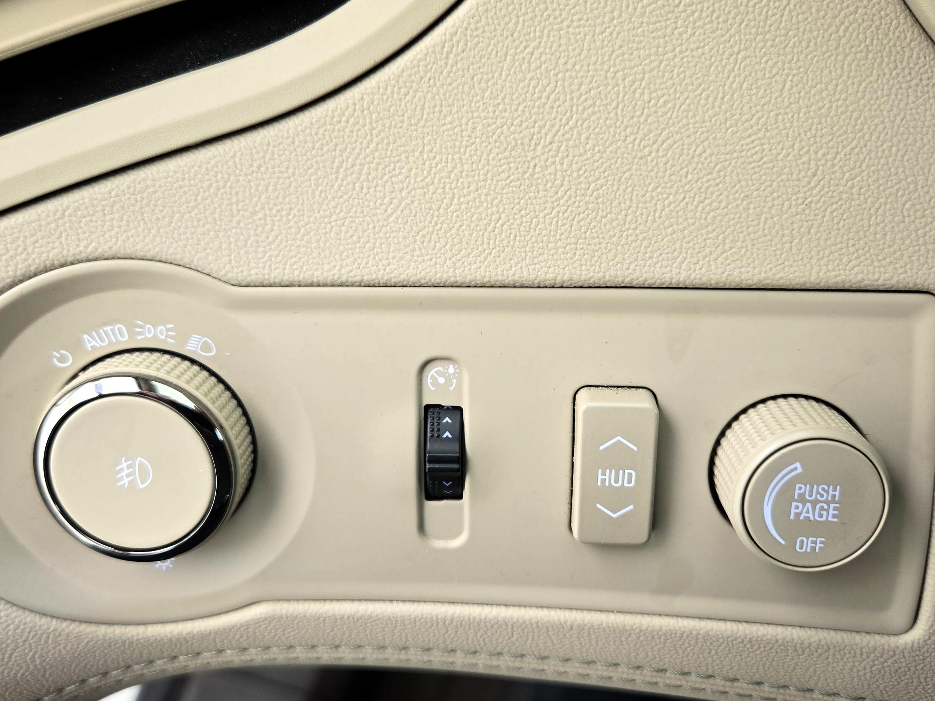 Thumbnail: 2015 Buick LaCrosse - 13