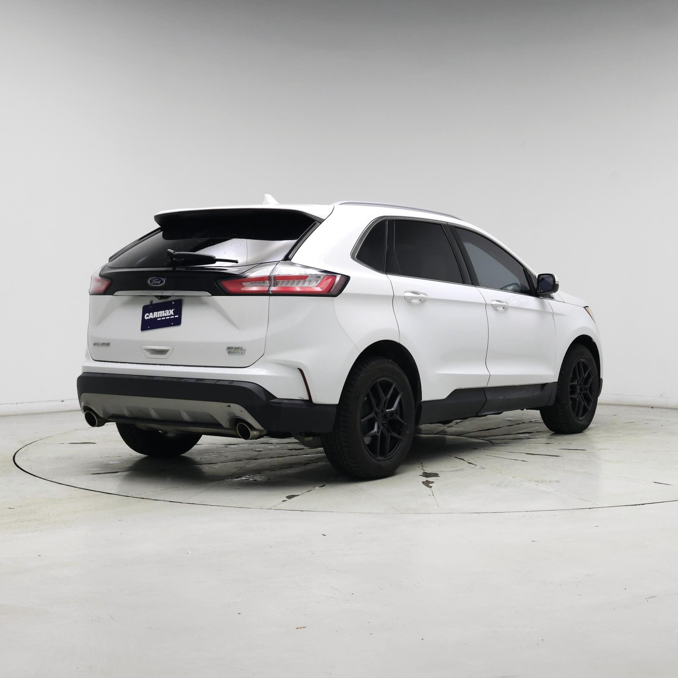 Thumbnail: 2020 Ford Edge - 8