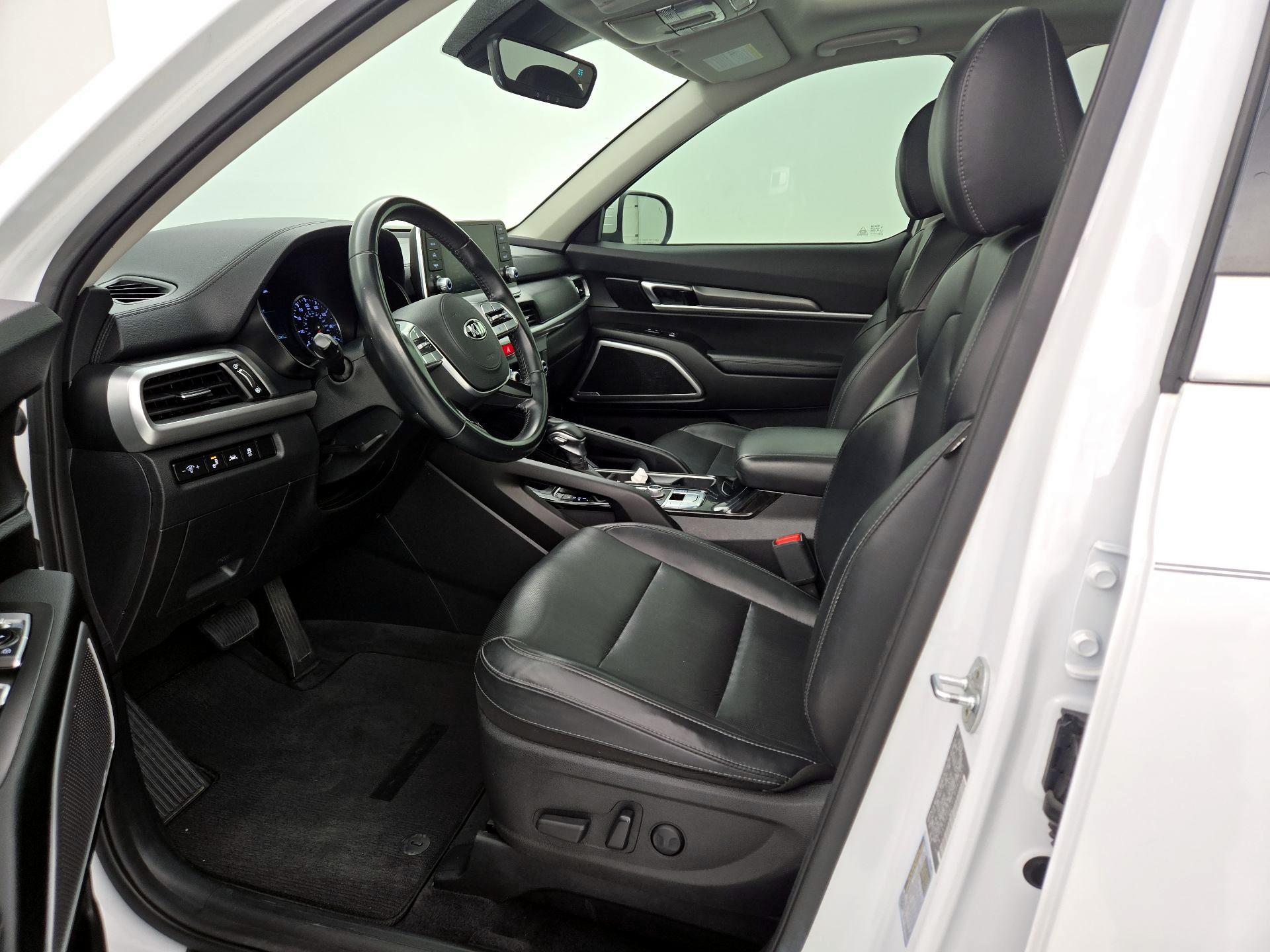 Thumbnail: 2020 Kia Telluride - 11