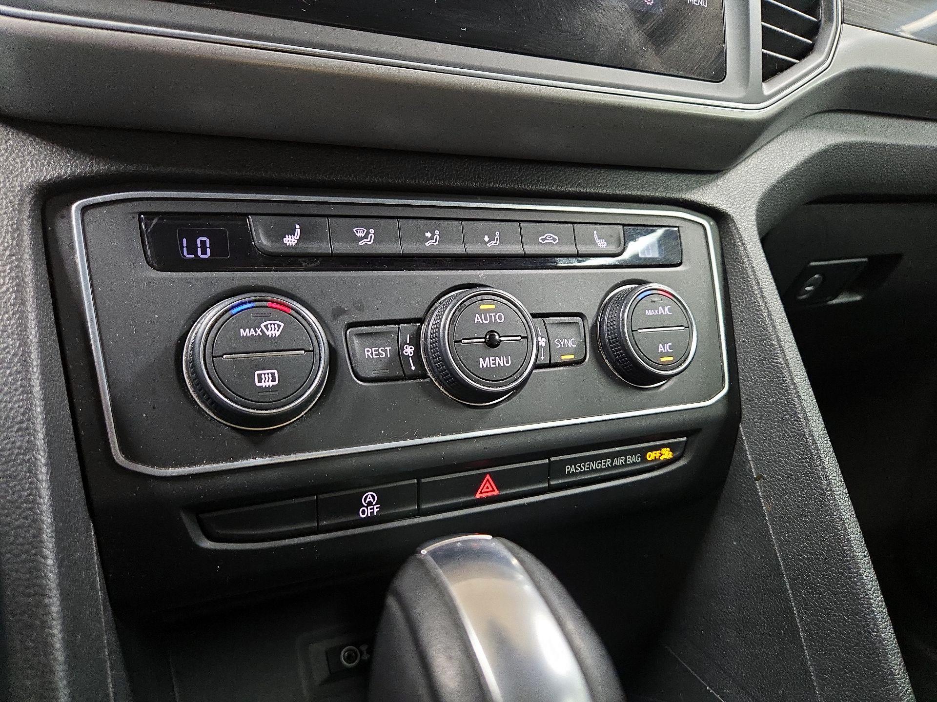 Thumbnail: 2019 Volkswagen Atlas - 16