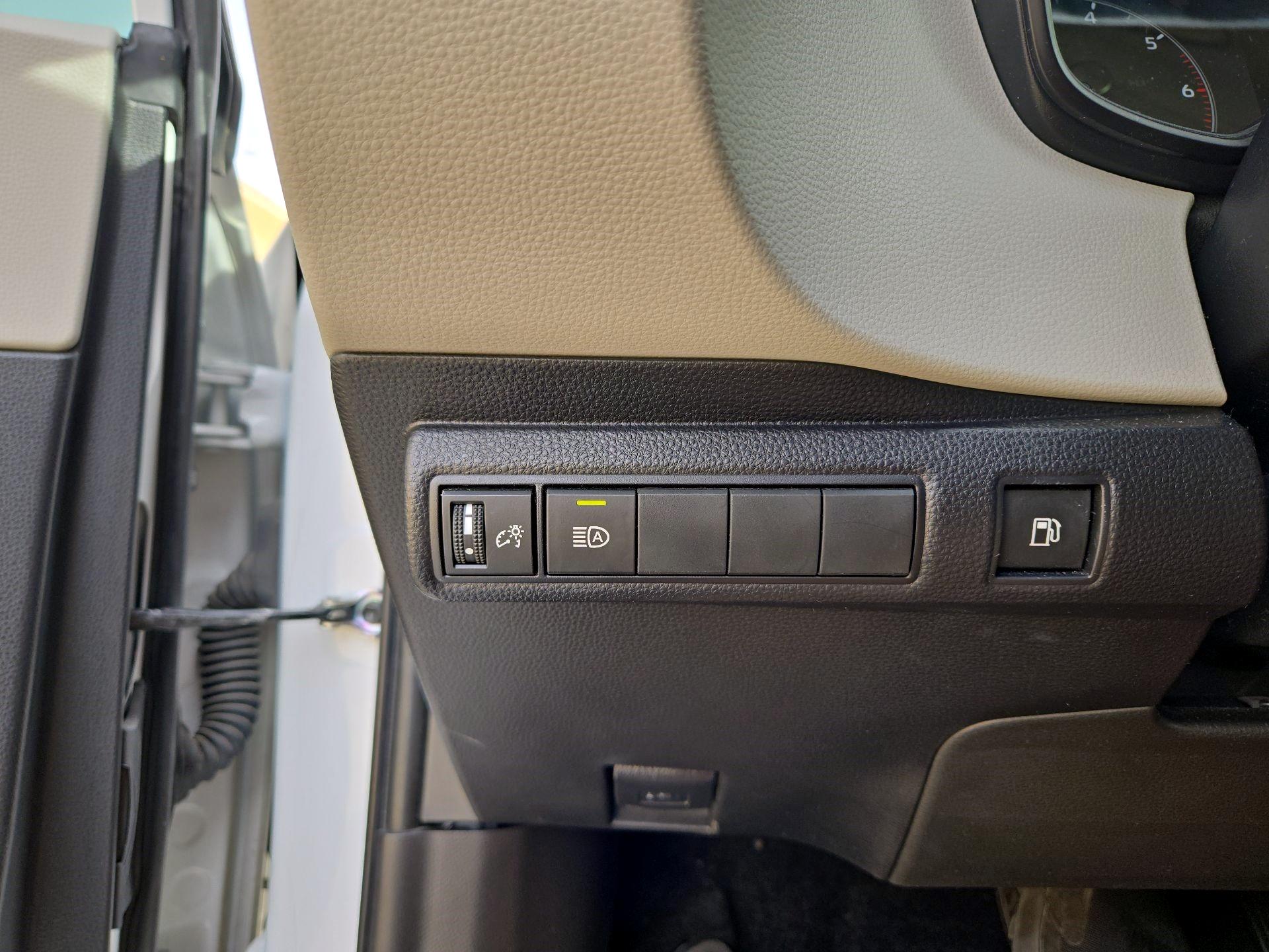 Thumbnail: 2023 Toyota Corolla - 11