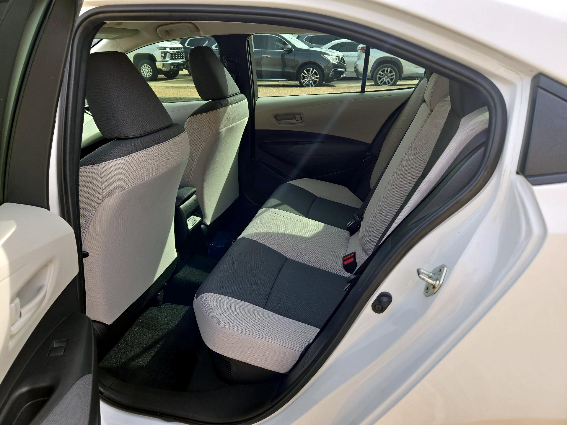 Thumbnail: 2023 Toyota Corolla - 17