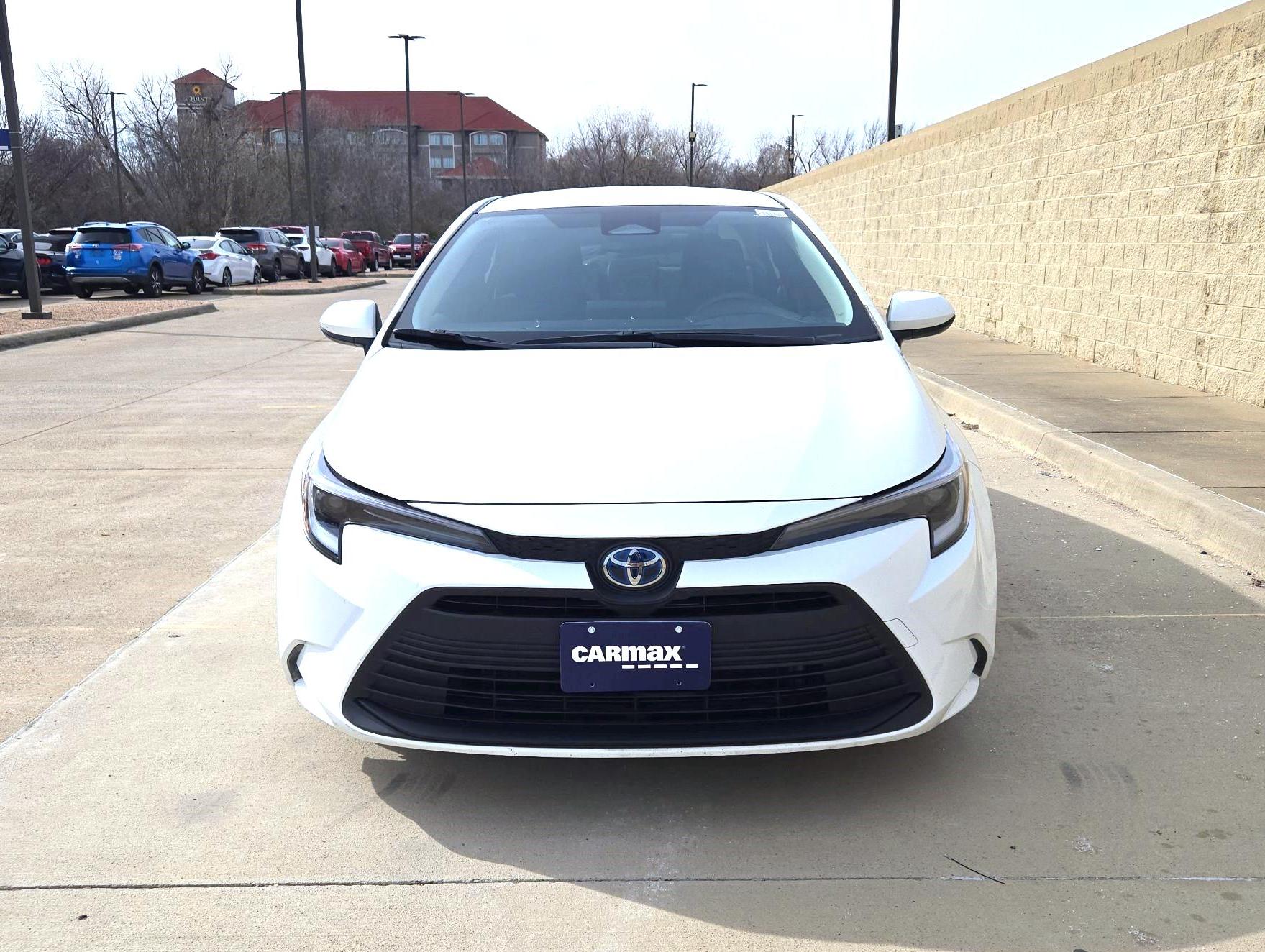 Thumbnail: 2023 Toyota Corolla - 2