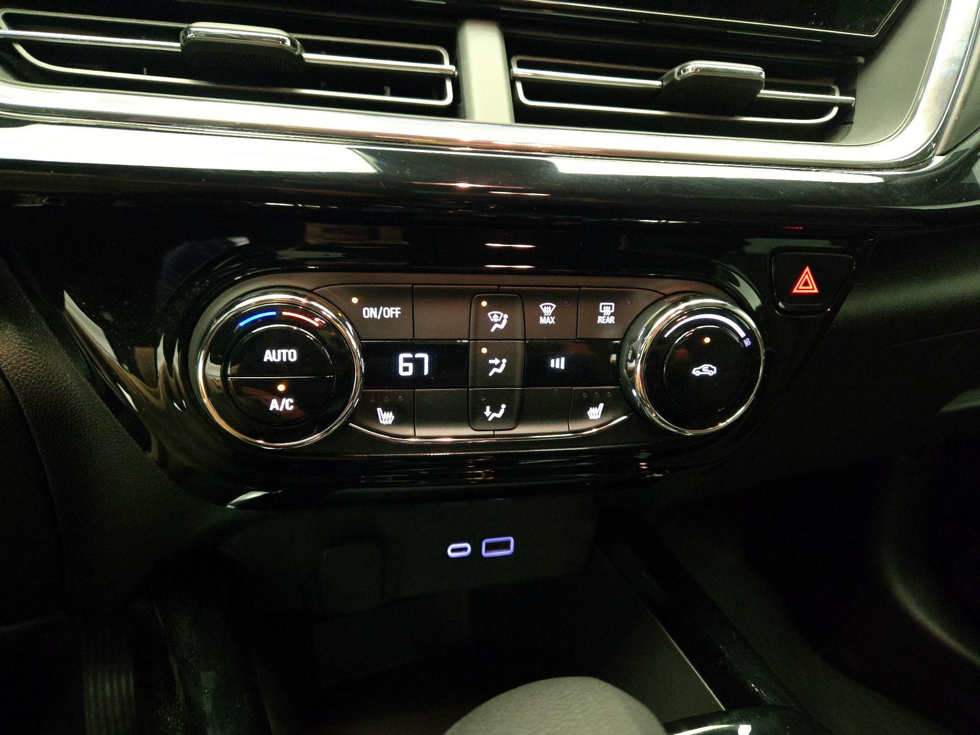 Thumbnail: 2025 Chevrolet Trax - 16