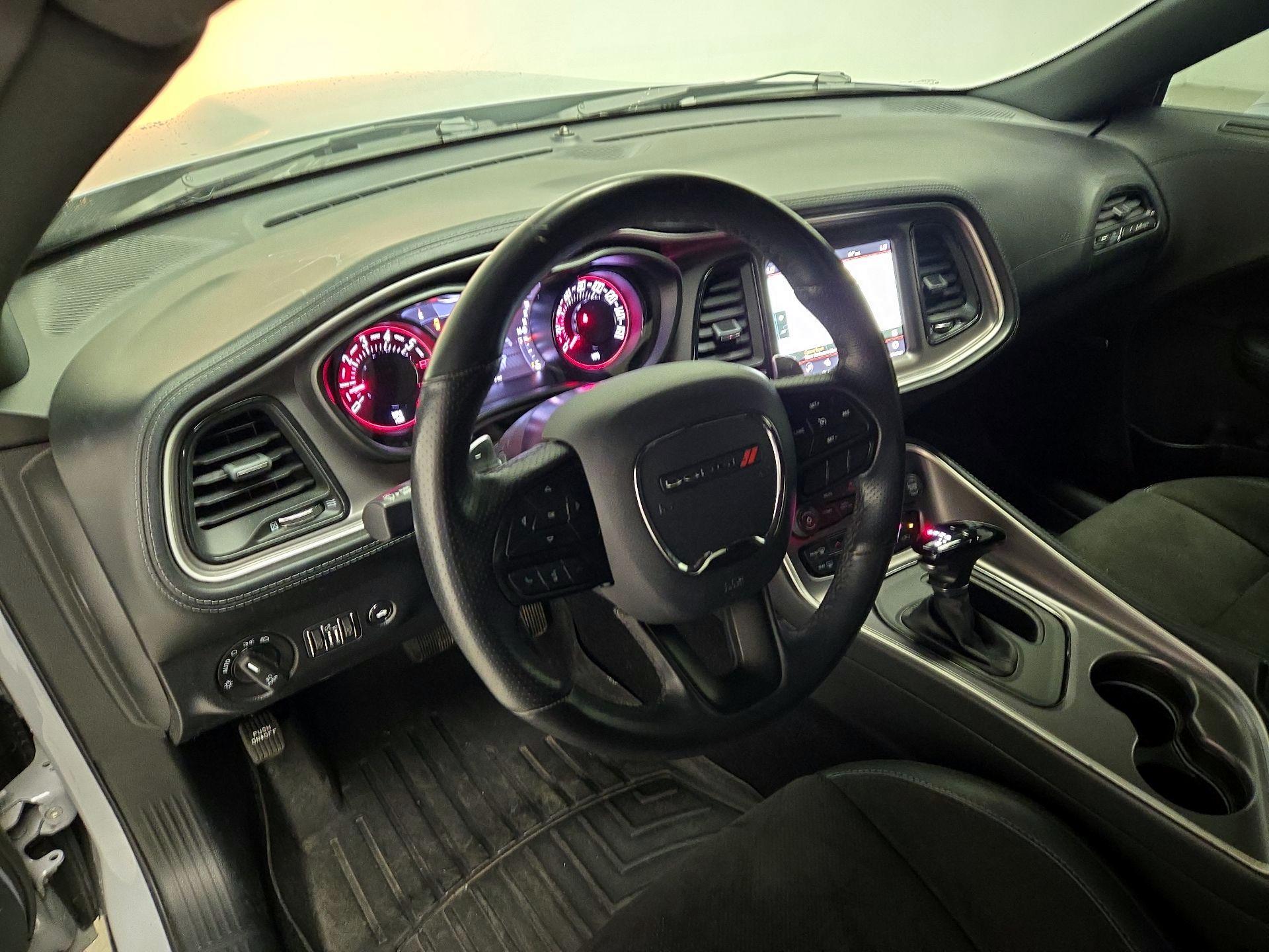 Thumbnail: 2022 Dodge Challenger - 9