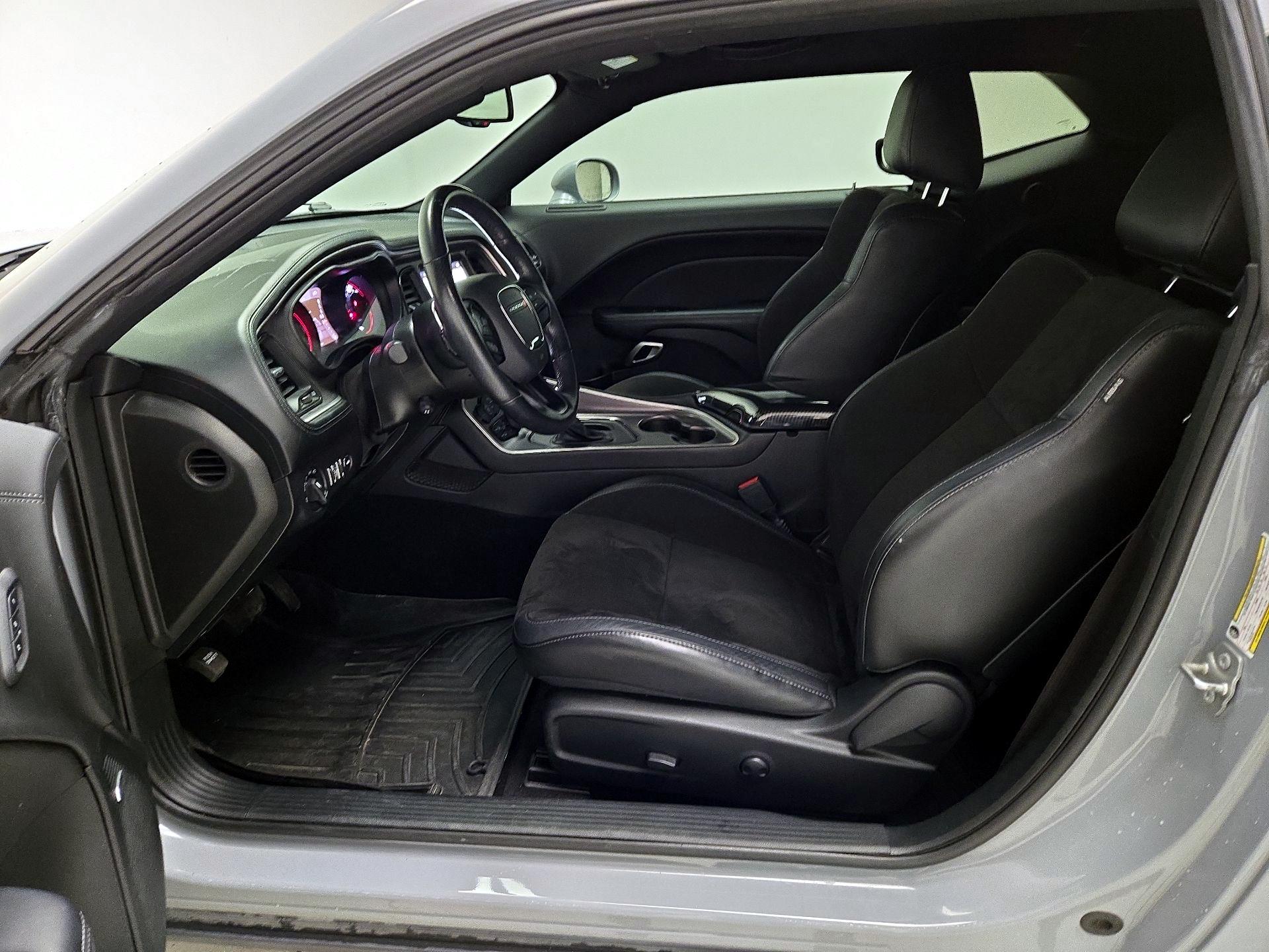 Thumbnail: 2022 Dodge Challenger - 11