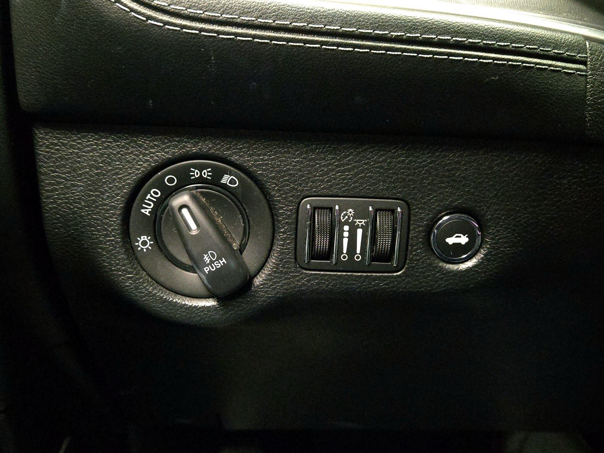 Thumbnail: 2022 Dodge Challenger - 13