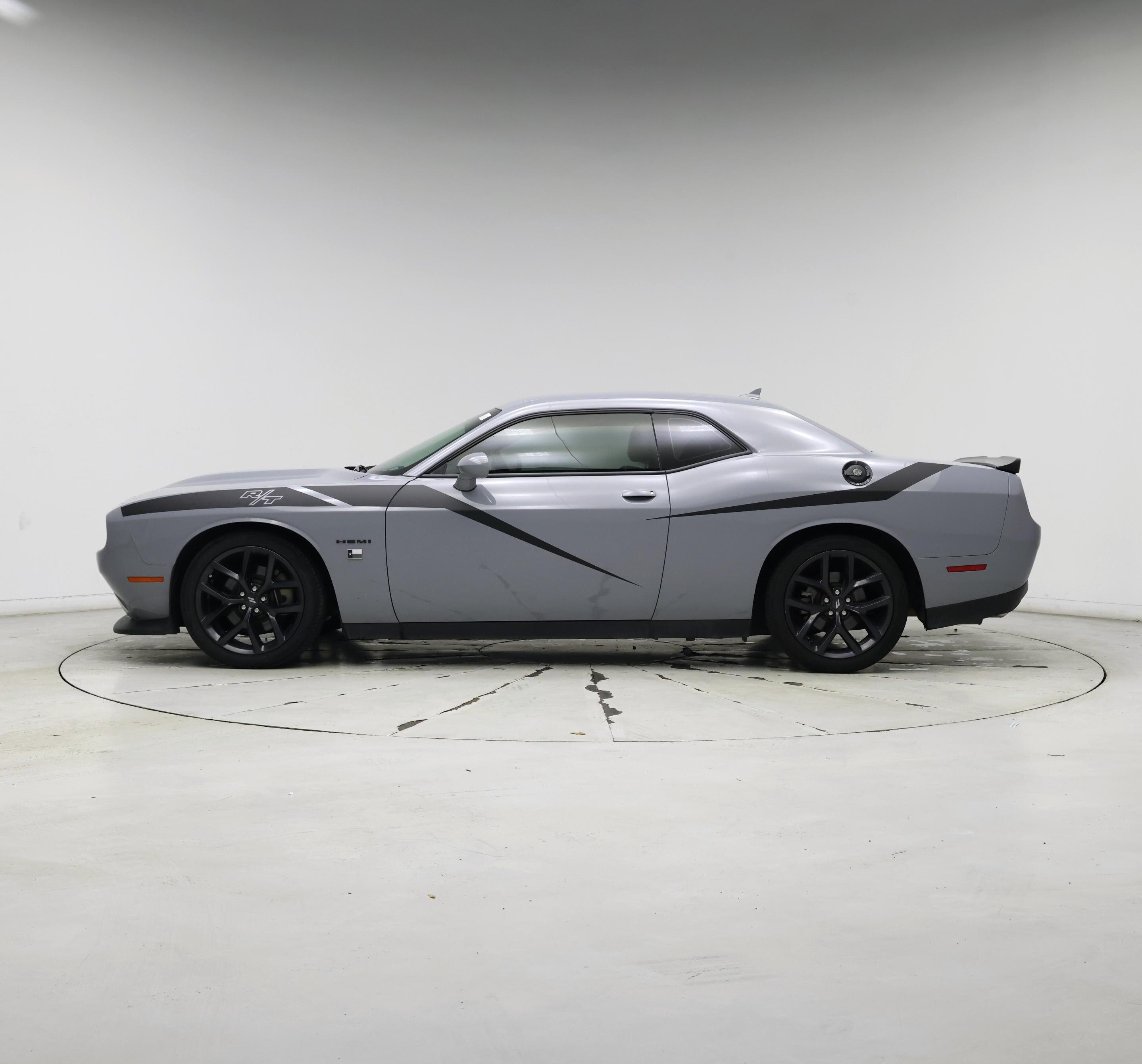 Thumbnail: 2022 Dodge Challenger - 3