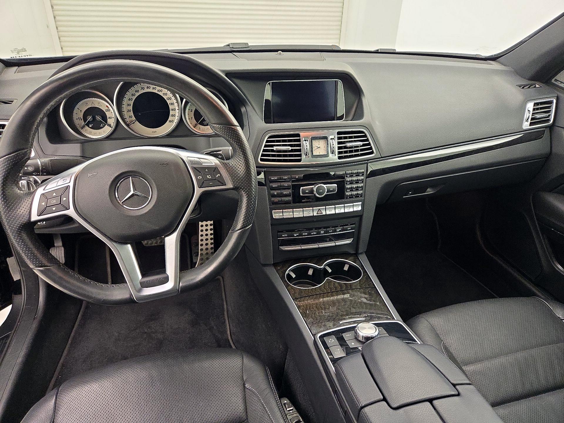 Thumbnail: 2015 Mercedes-Benz E-Class - 9