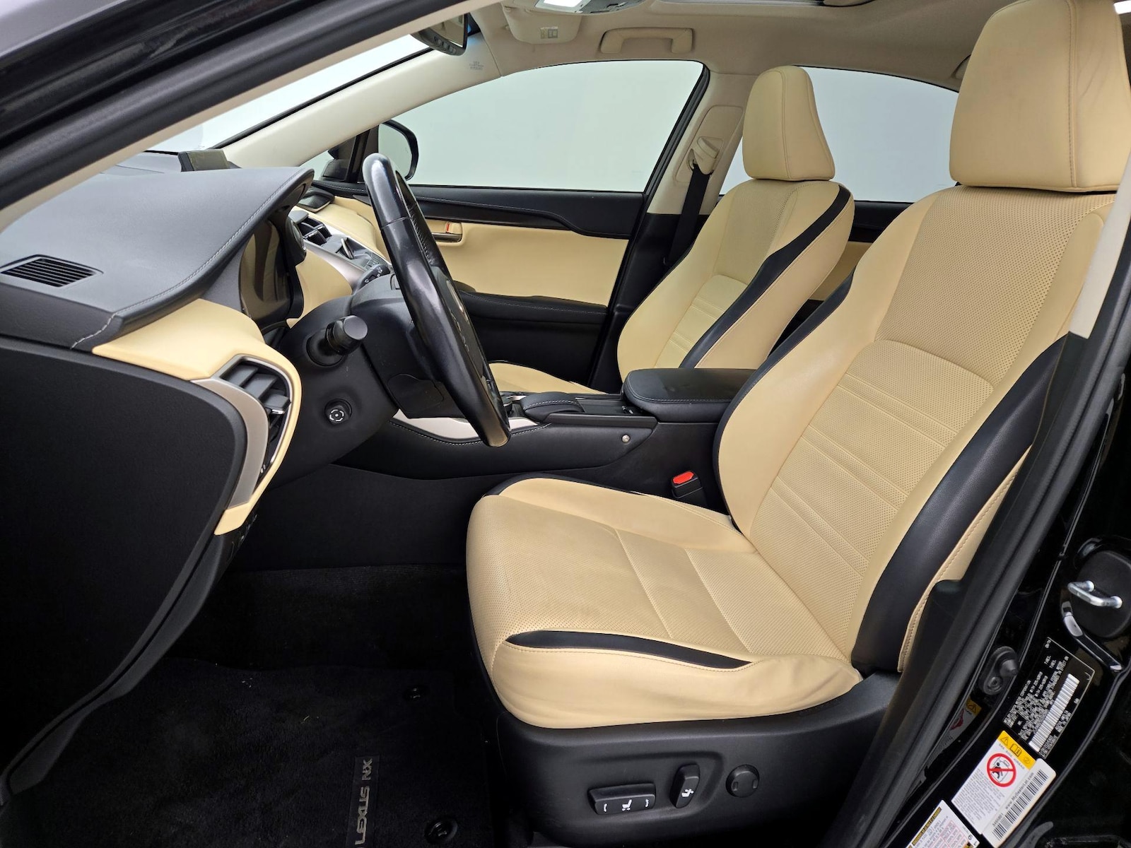 2016 Lexus NX 200t - Photo 12