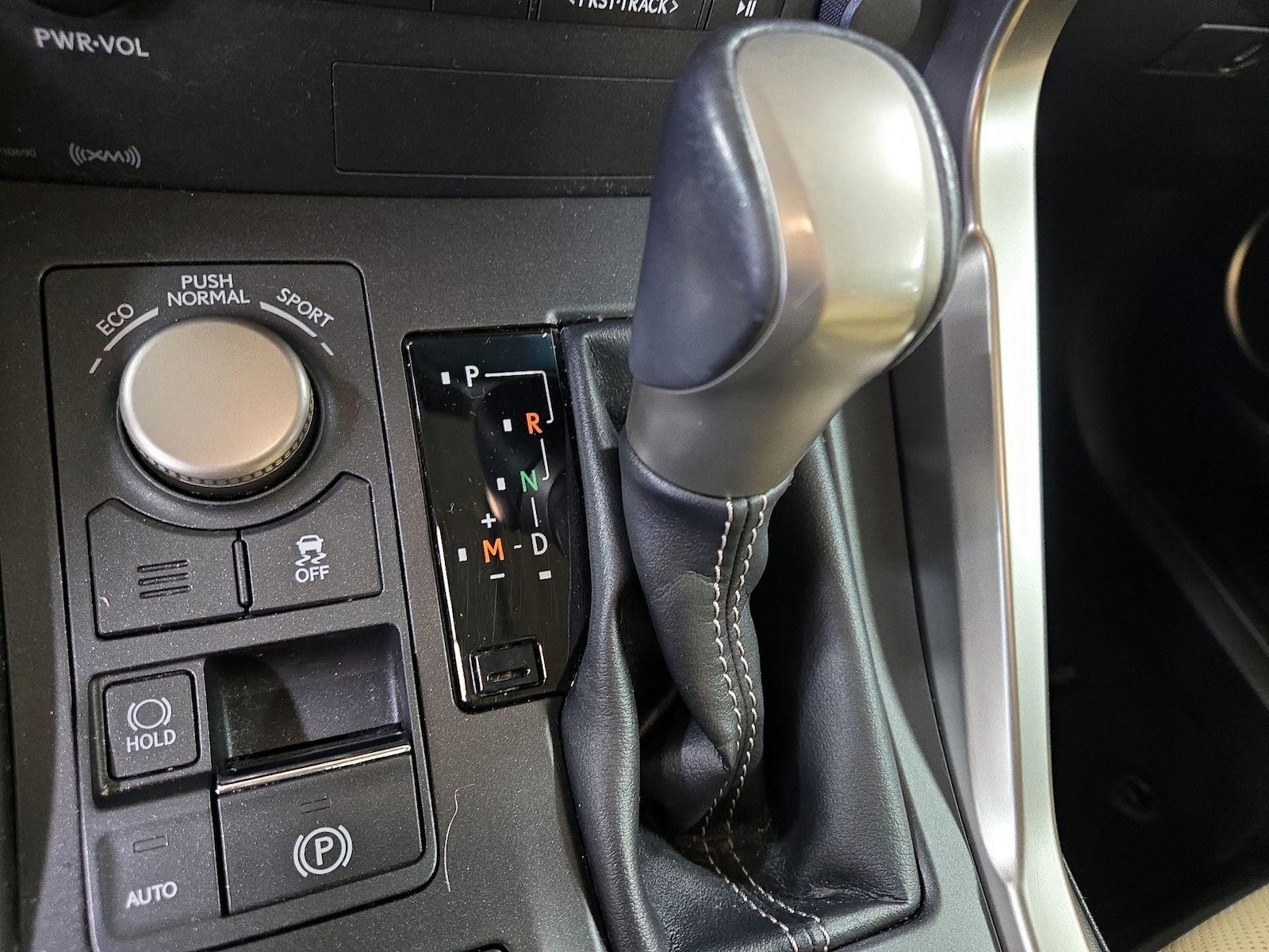 2016 Lexus NX 200t - Photo 17