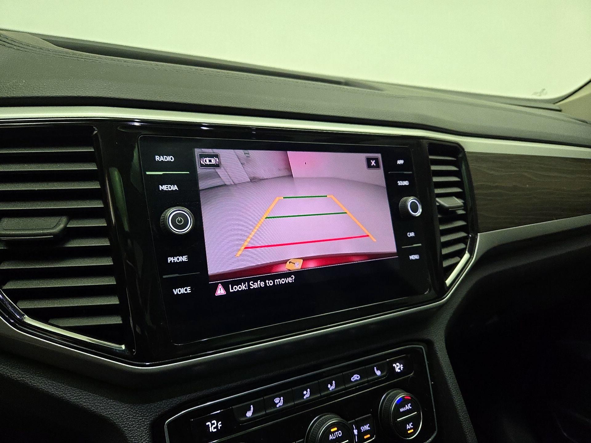 Thumbnail: 2023 Volkswagen Atlas - 14