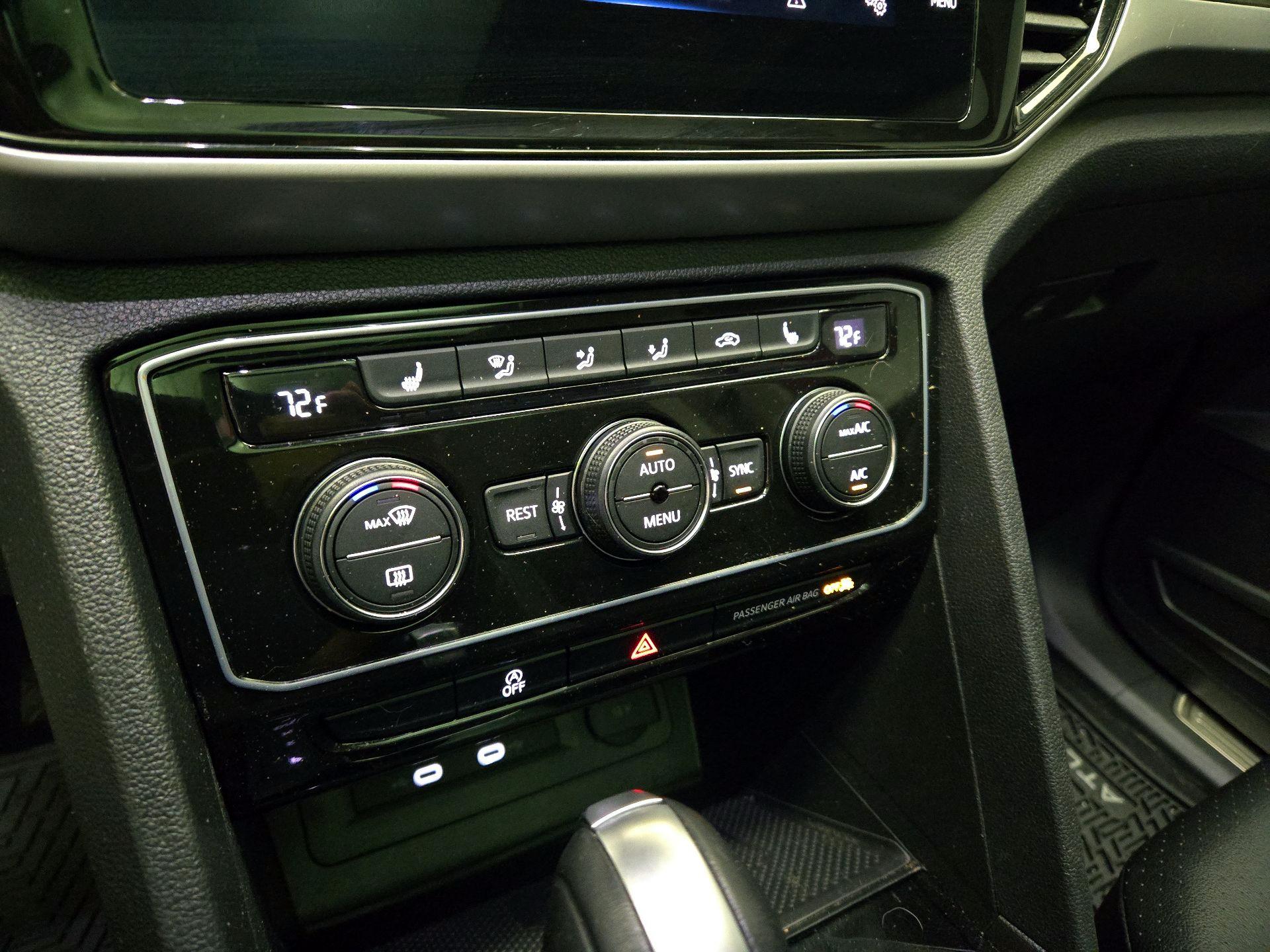 Thumbnail: 2023 Volkswagen Atlas - 16