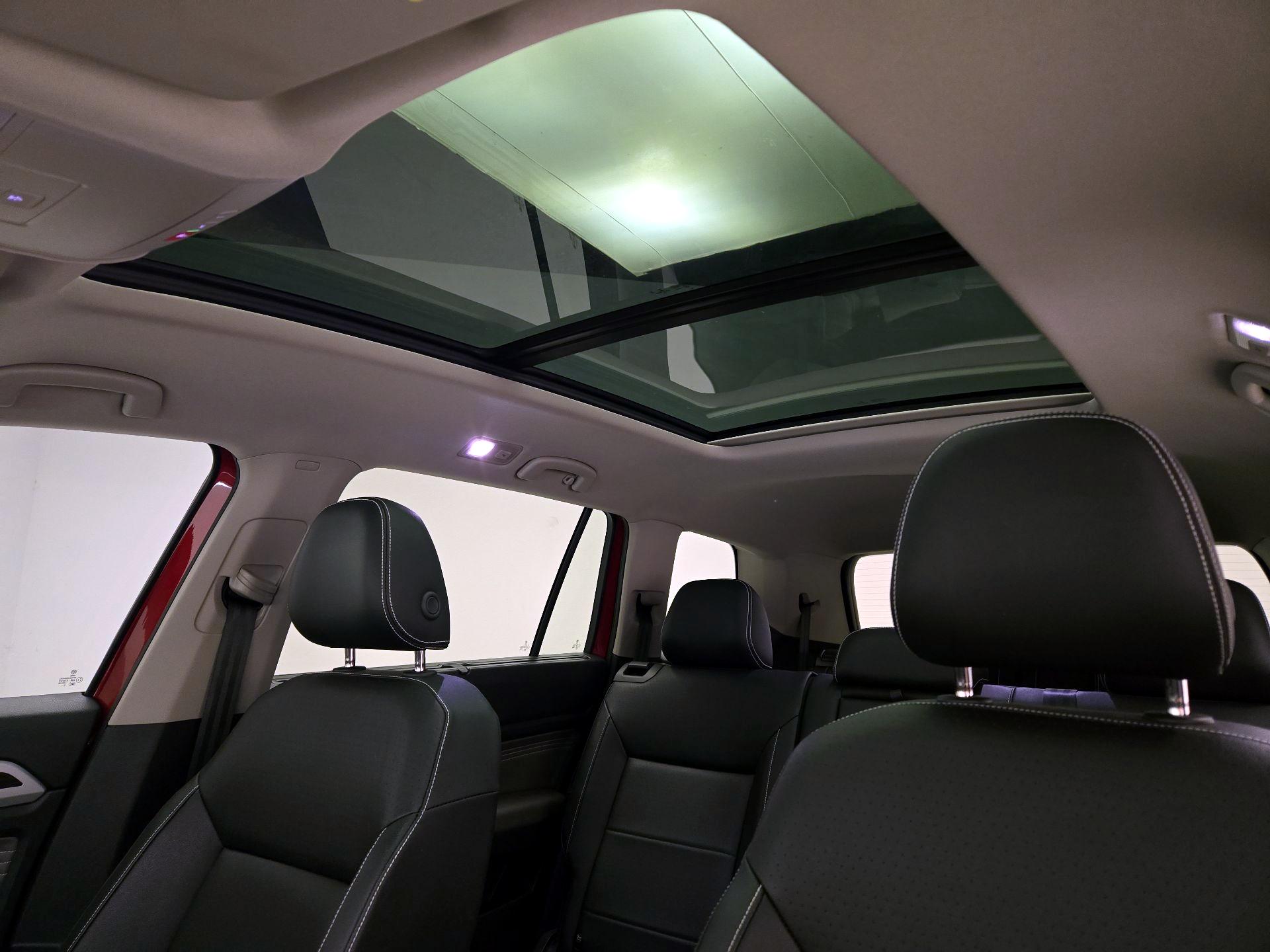 Thumbnail: 2023 Volkswagen Atlas - 19