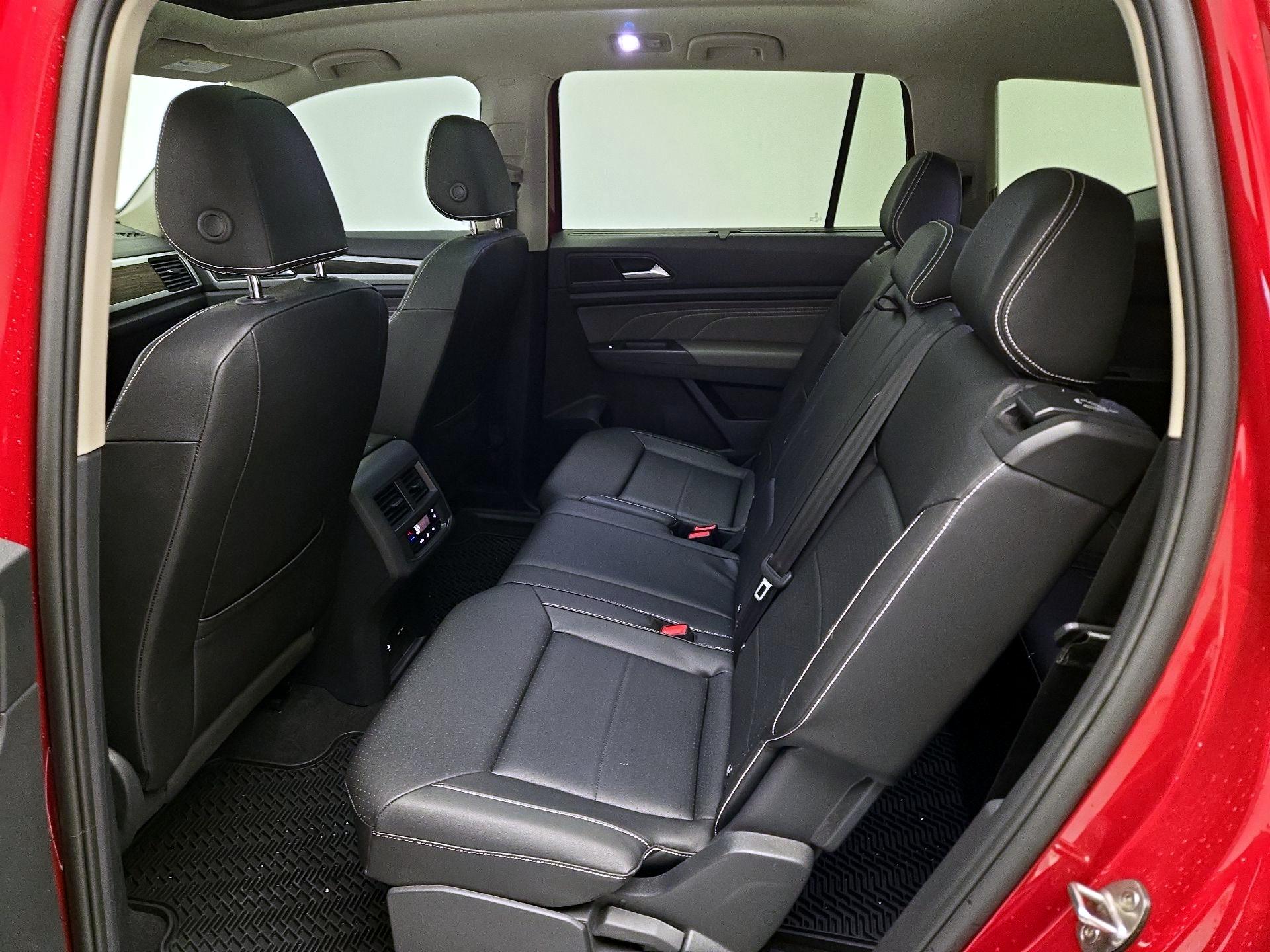 Thumbnail: 2023 Volkswagen Atlas - 20