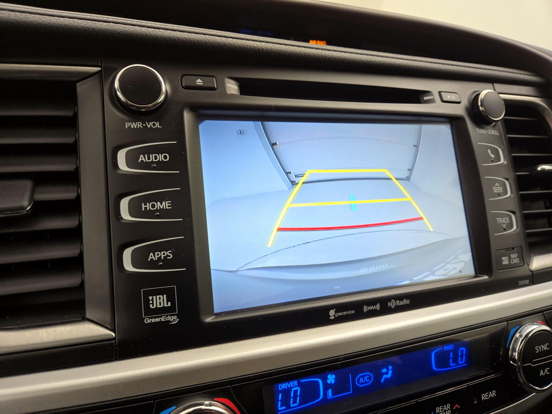 Thumbnail: 2017 Toyota Highlander - 14