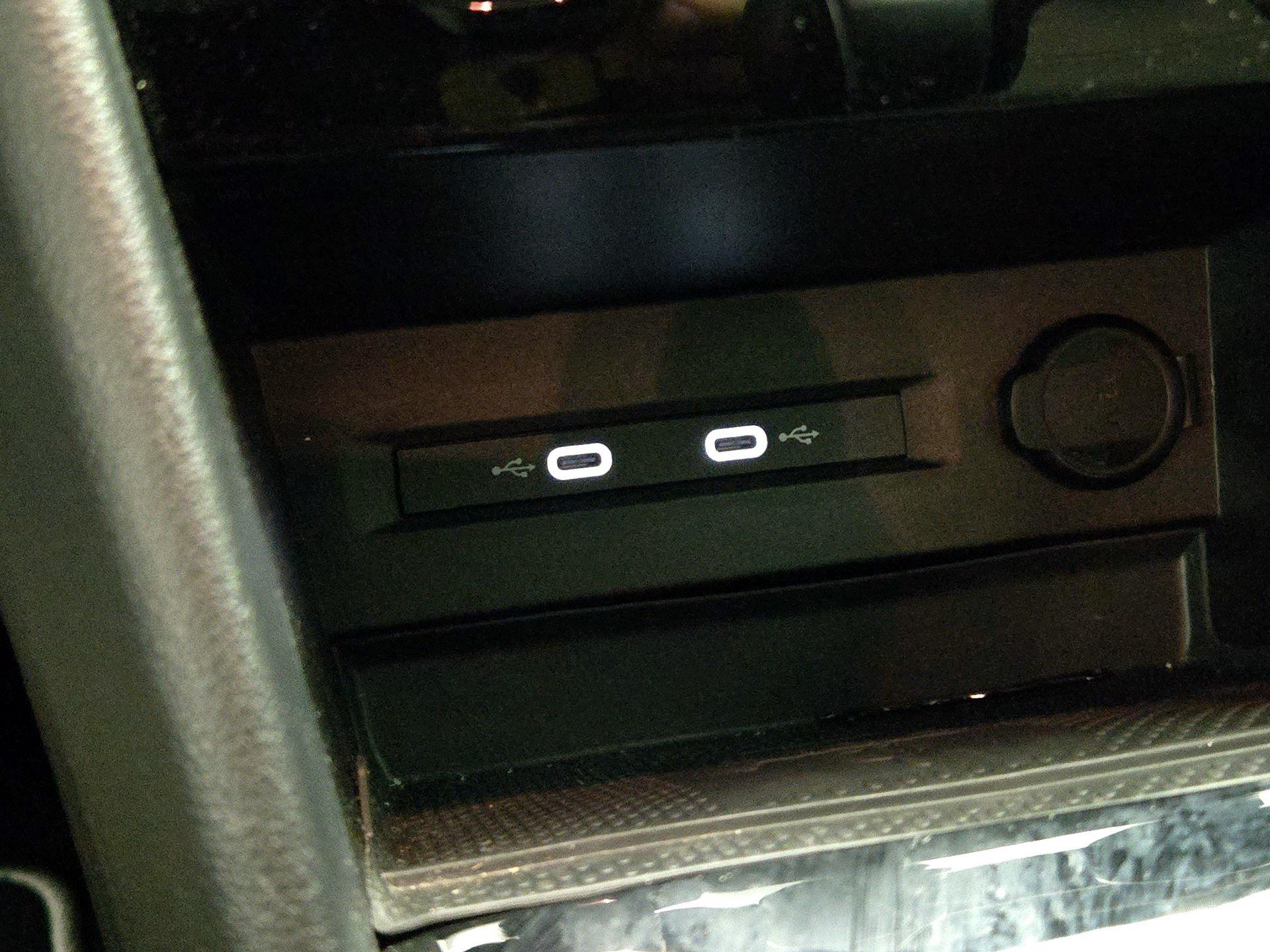 Thumbnail: 2023 Volkswagen Taos - 18