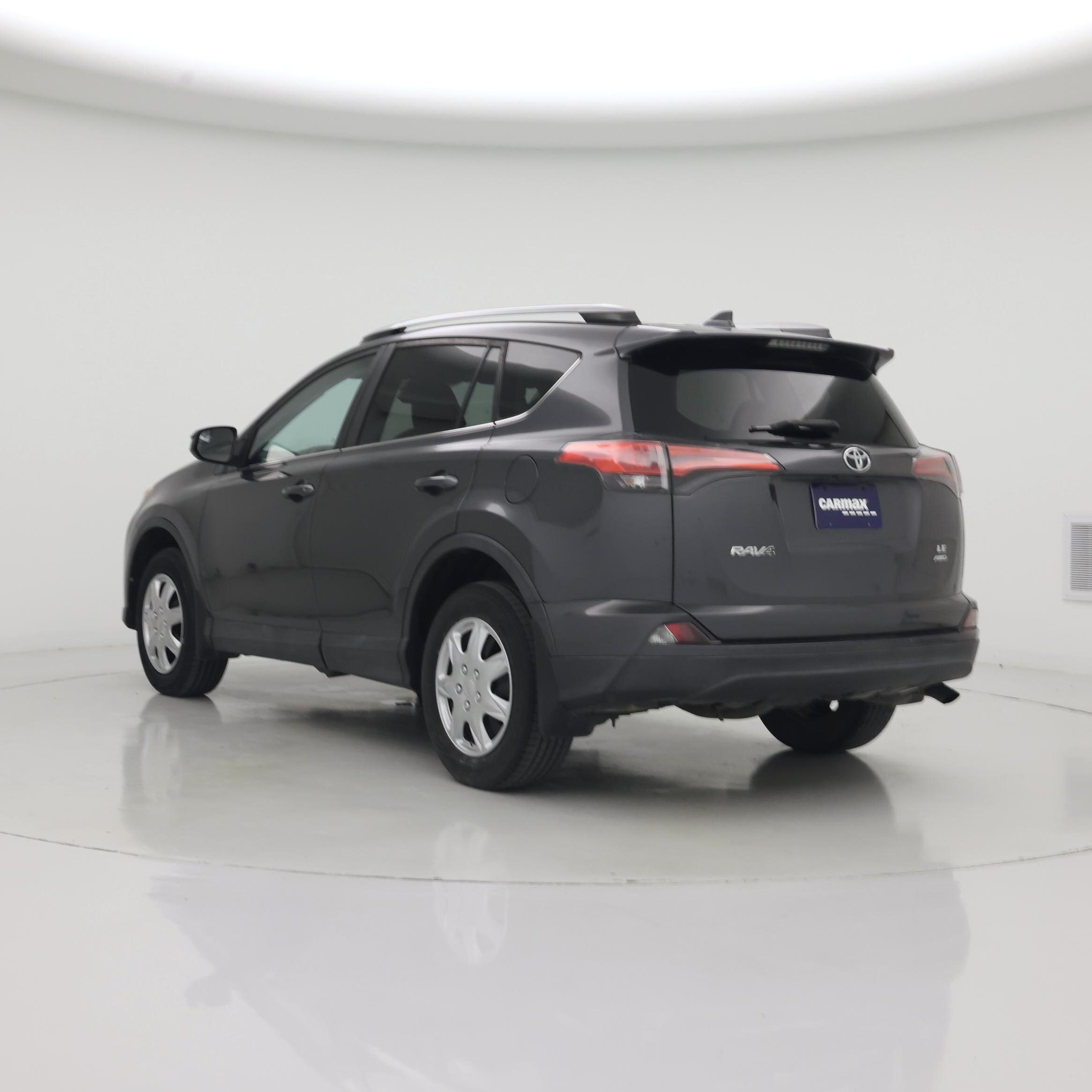 Thumbnail: 2018 Toyota RAV4 - 2