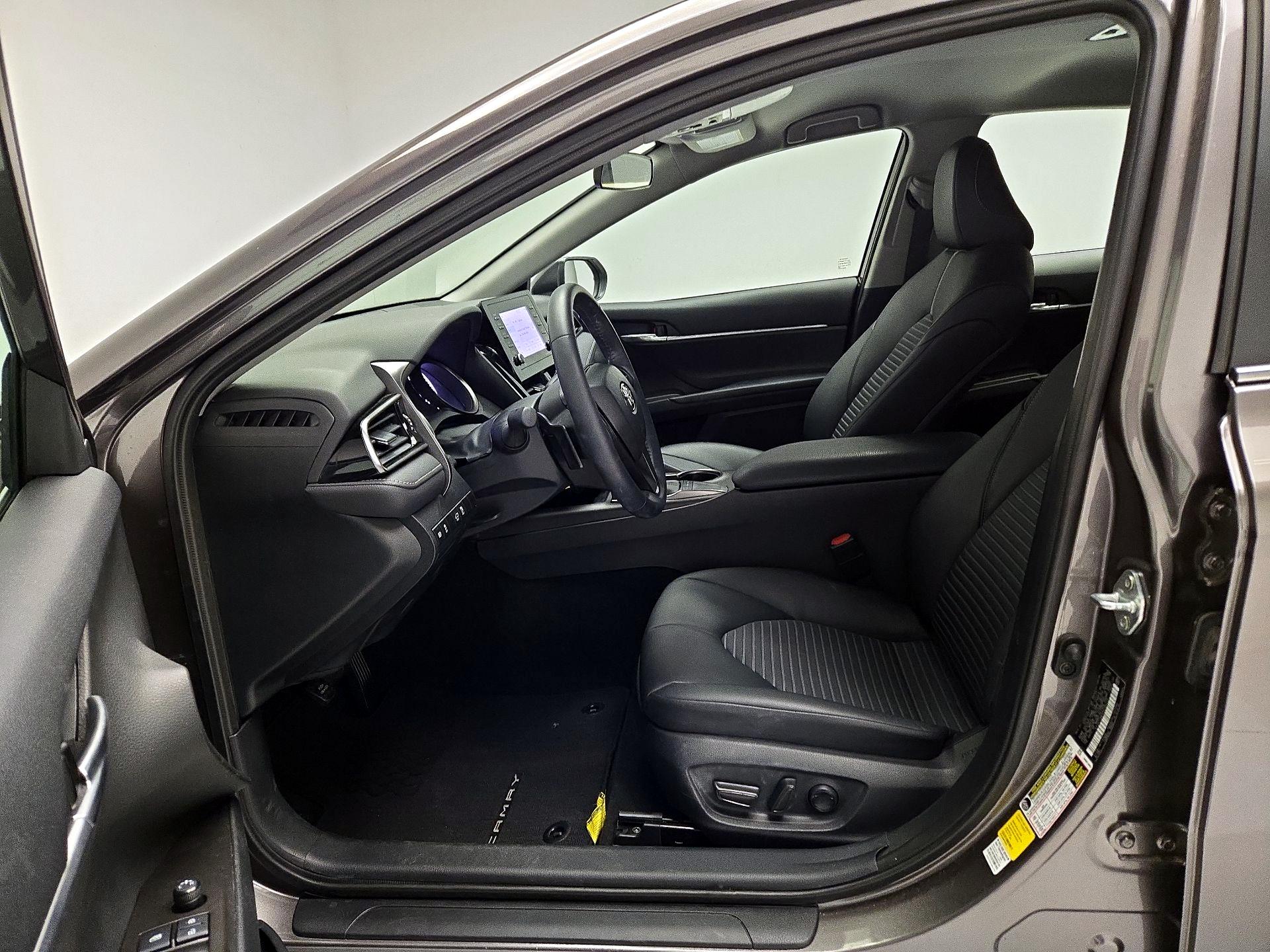 Thumbnail: 2023 Toyota Camry - 11