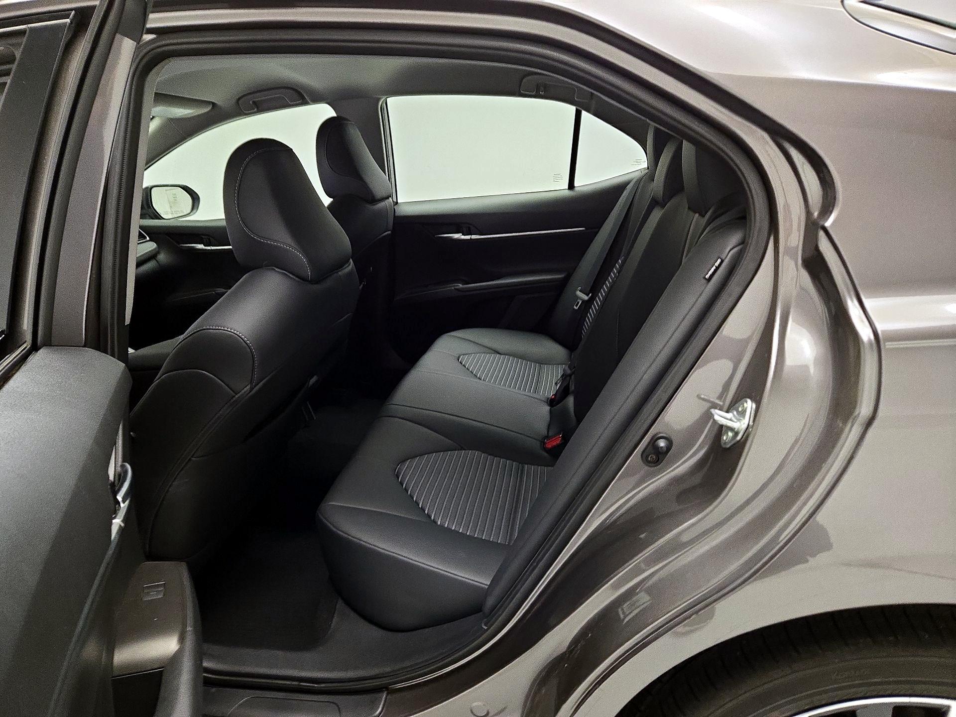 Thumbnail: 2023 Toyota Camry - 19