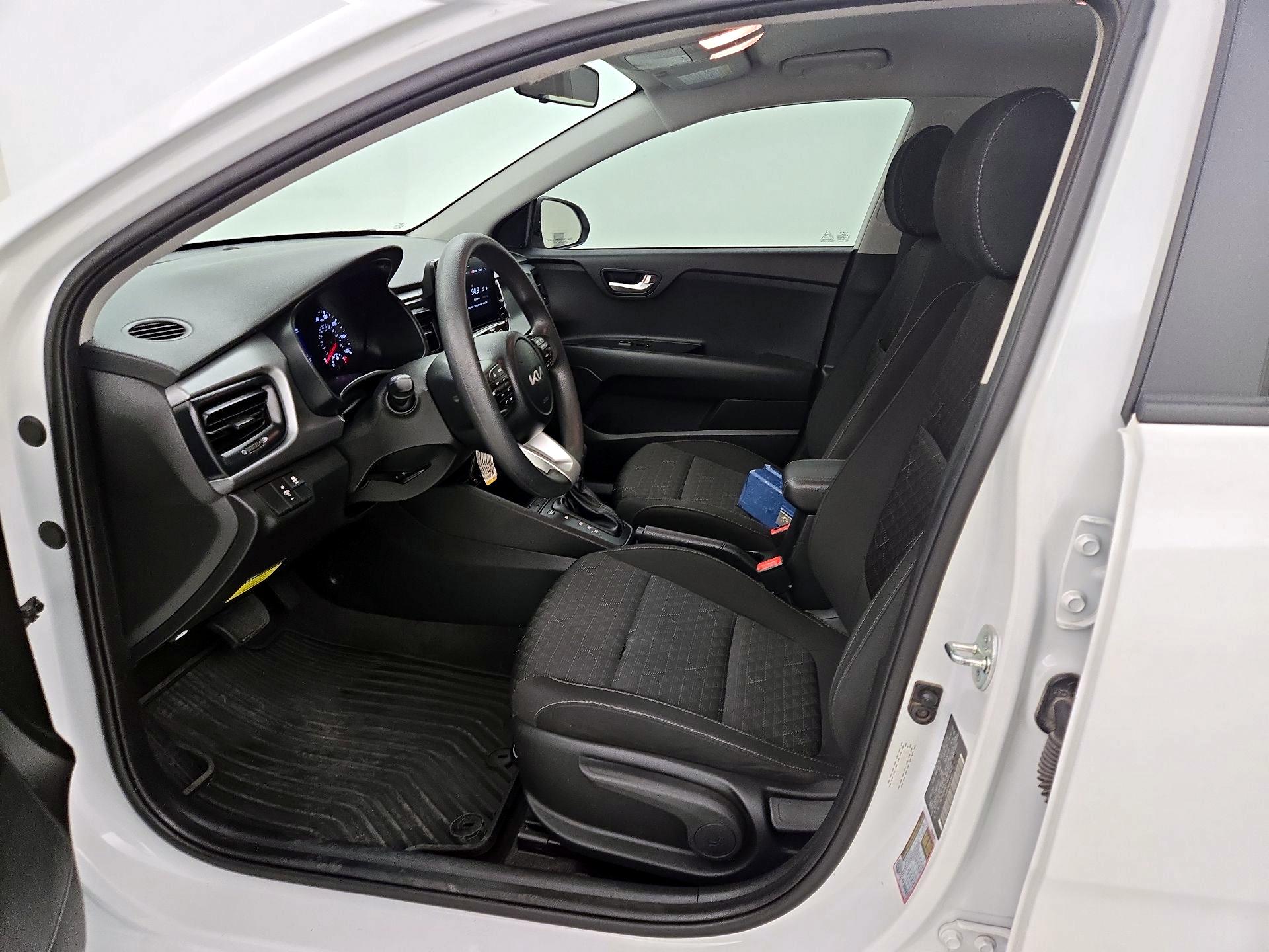 Thumbnail: 2023 Kia Rio - 11