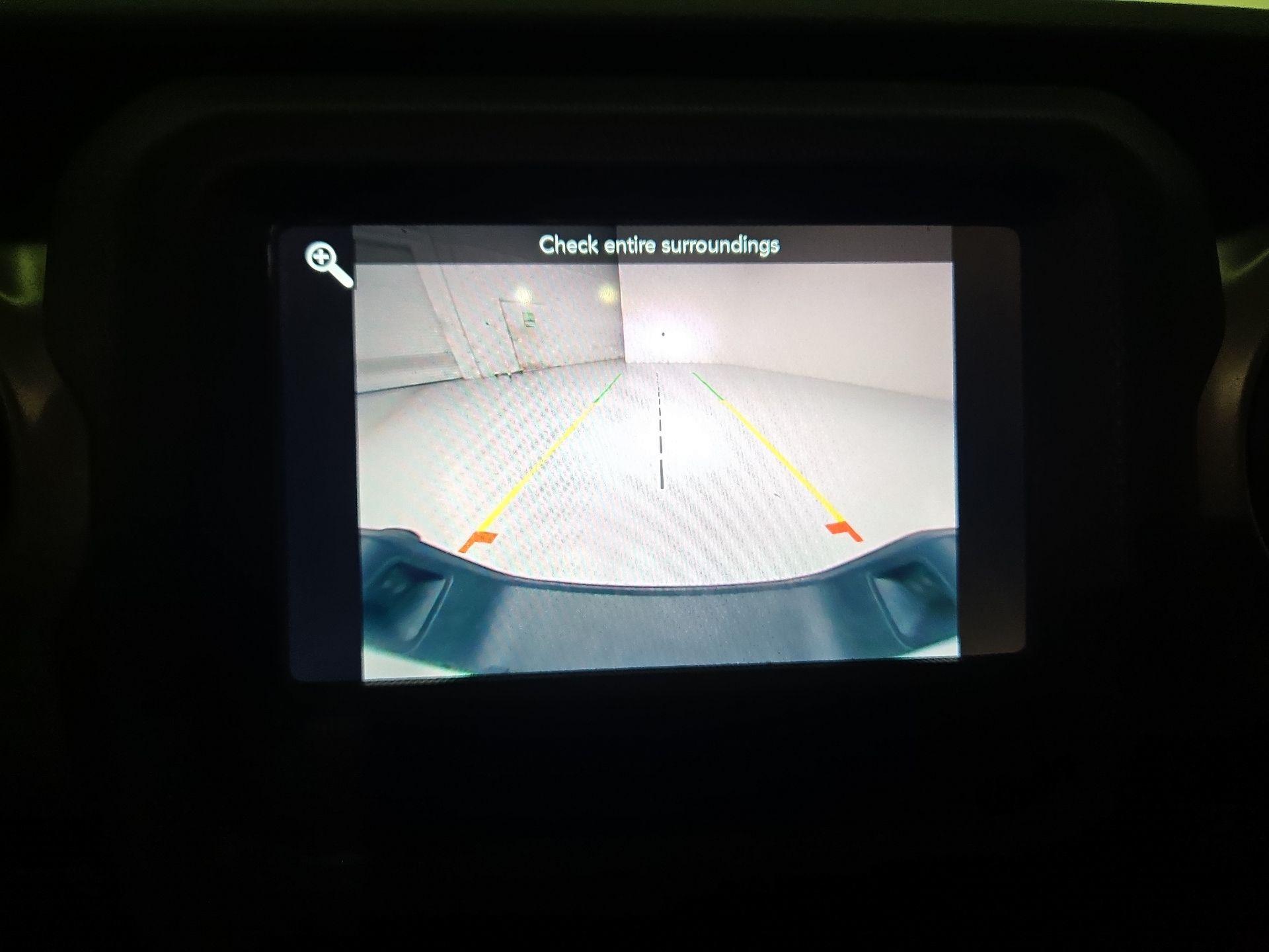 Thumbnail: 2021 Jeep Gladiator - 14