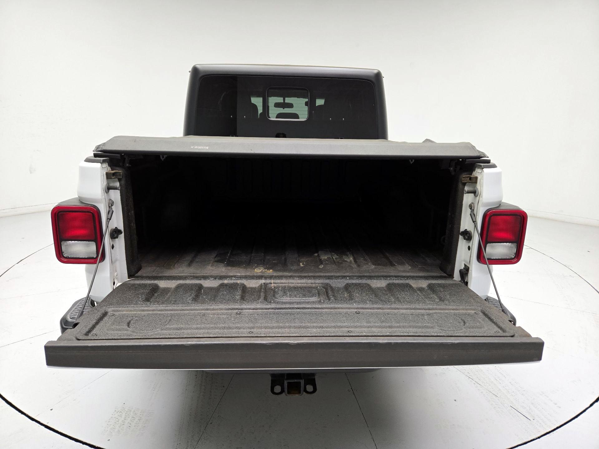 Thumbnail: 2021 Jeep Gladiator - 20