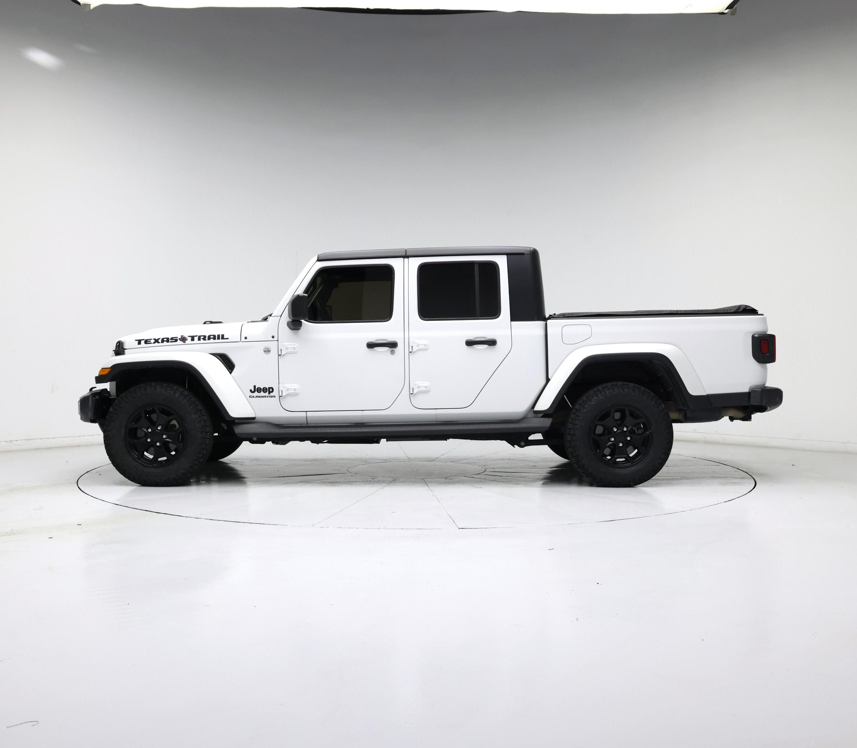 Thumbnail: 2021 Jeep Gladiator - 3