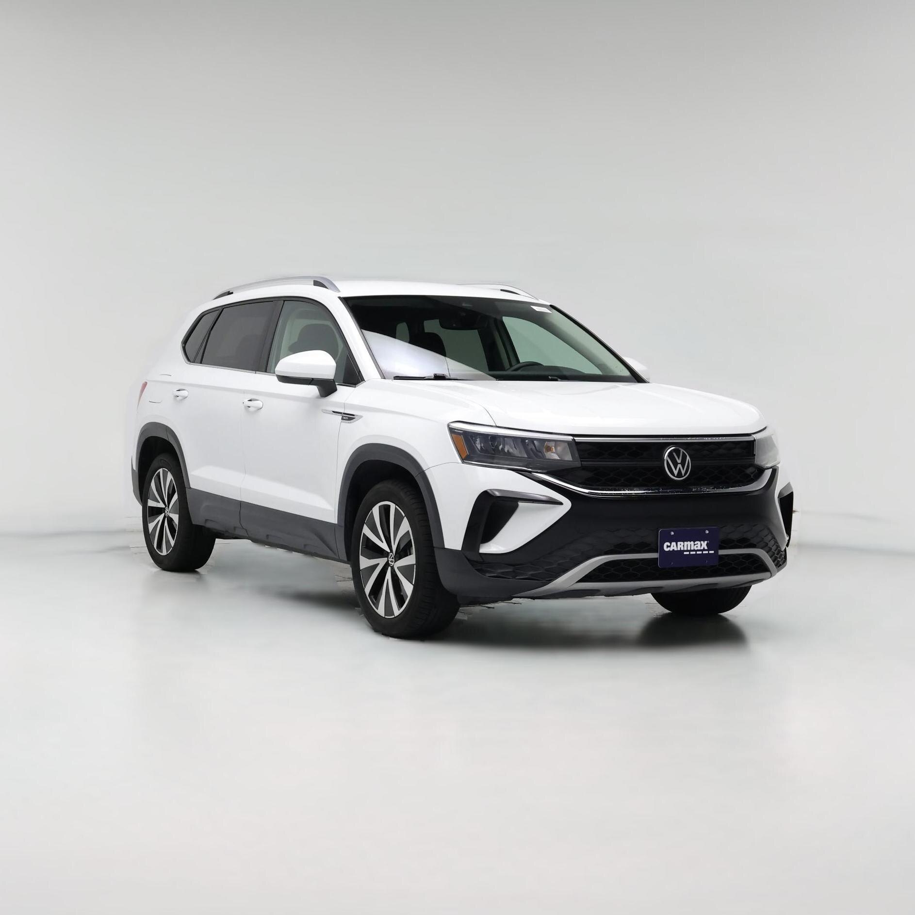 Thumbnail: 2022 Volkswagen Taos - 1