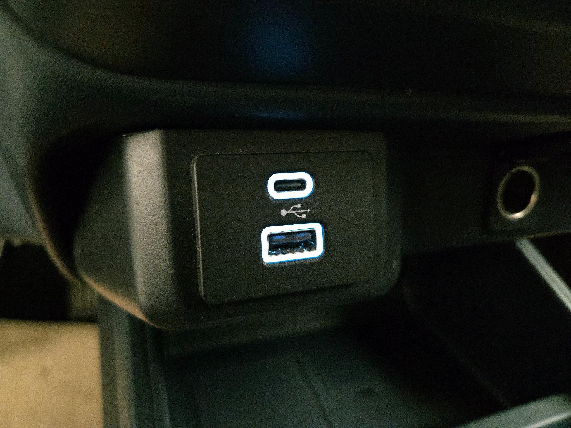 Thumbnail: 2023 Ford Maverick - 18