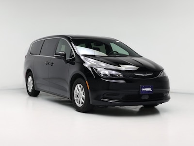 2025 Chrysler Voyager LX