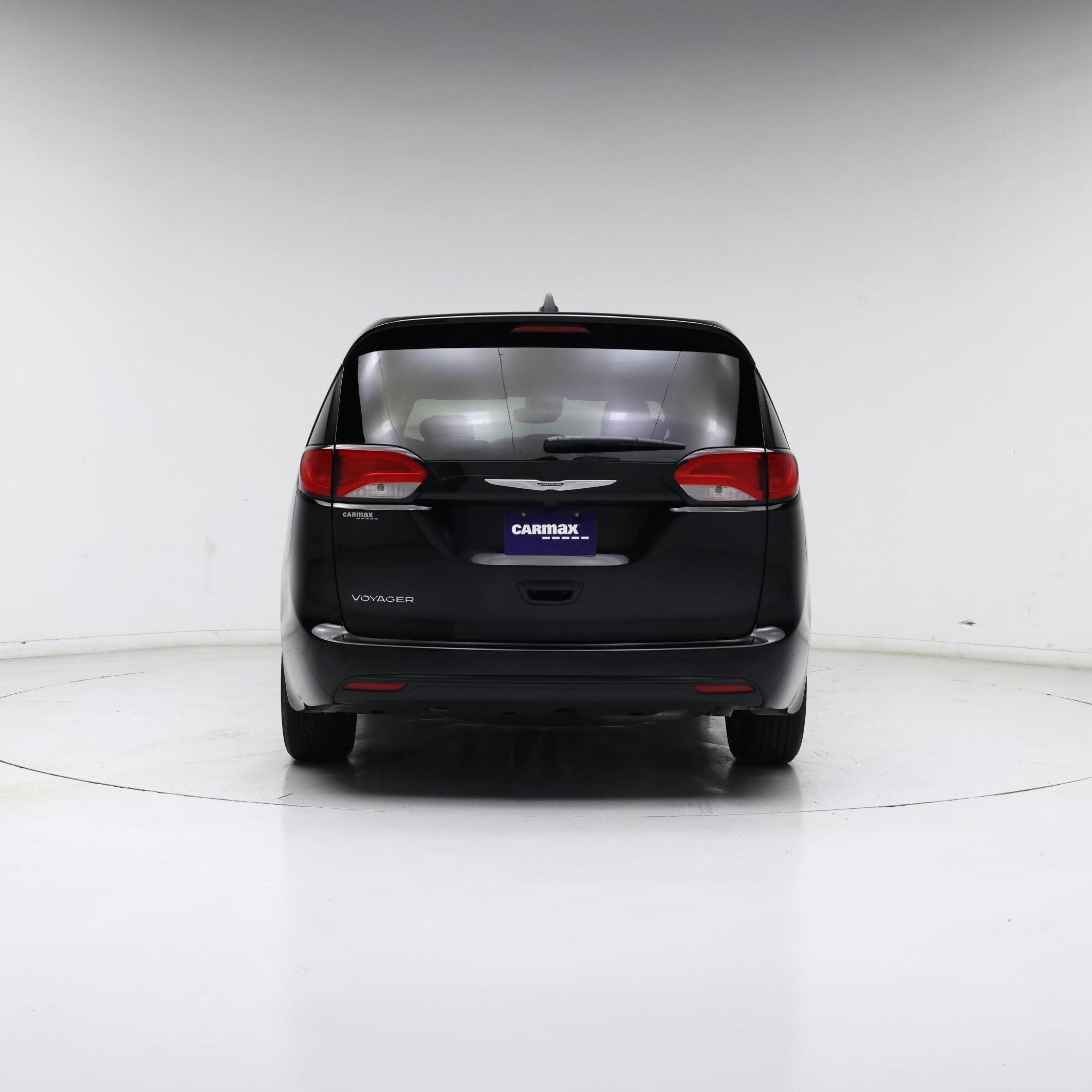 Thumbnail: 2025 Chrysler Voyager - 6