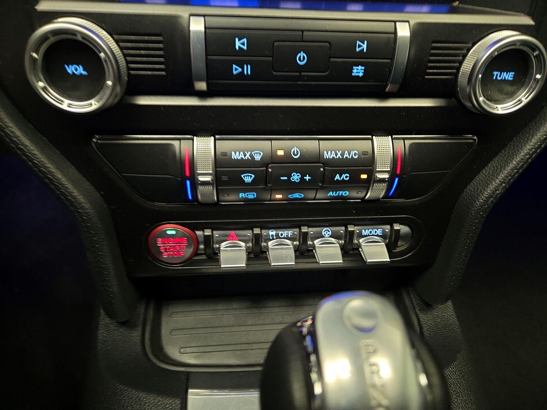 Thumbnail: 2022 Ford Mustang - 16