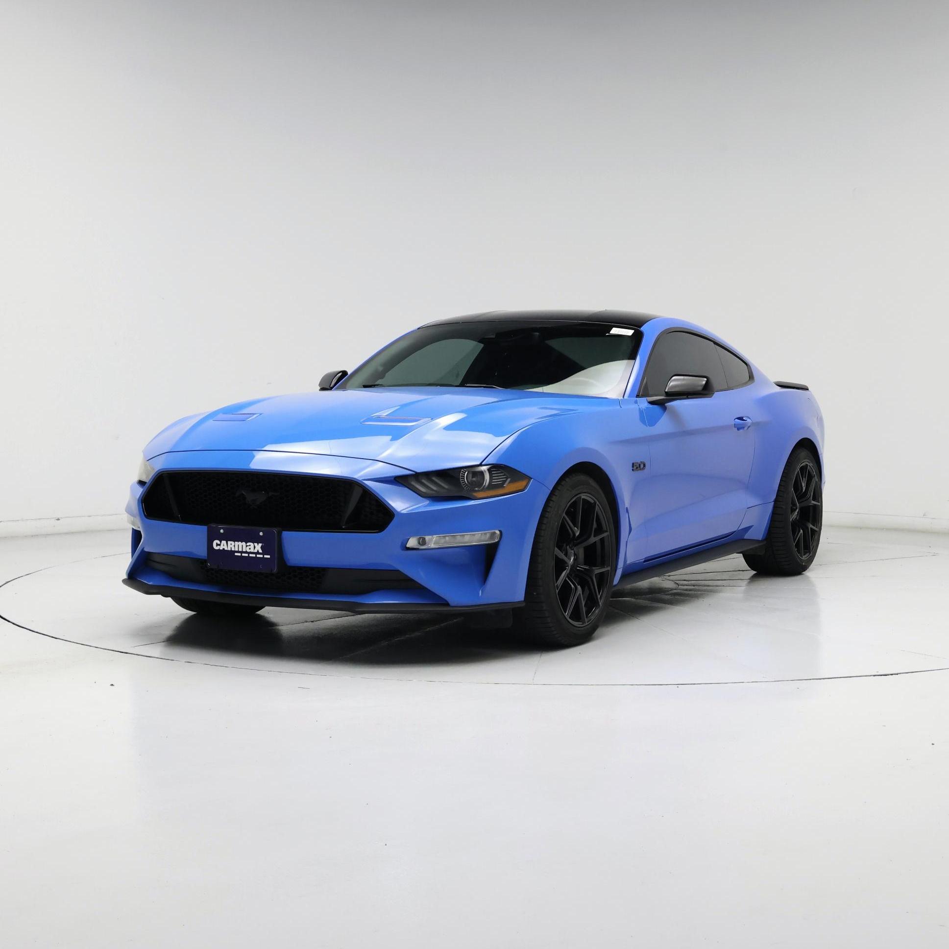 Thumbnail: 2022 Ford Mustang - 4