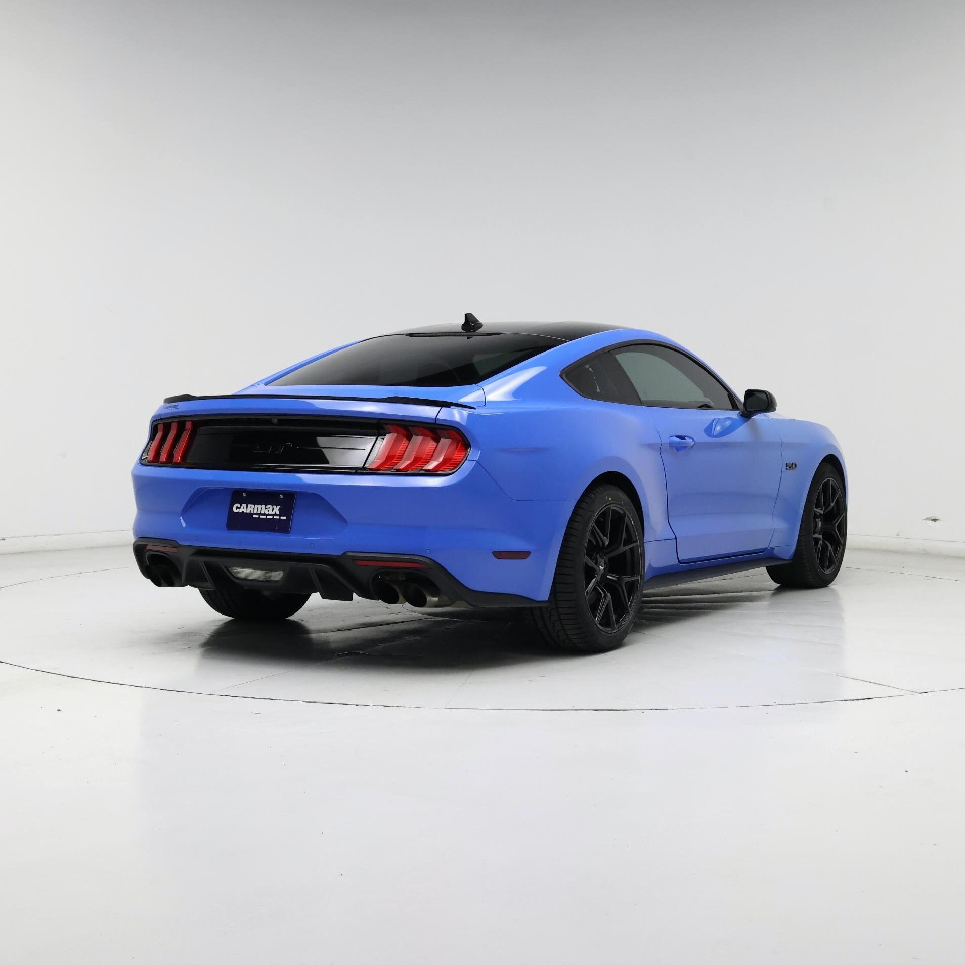 Thumbnail: 2022 Ford Mustang - 8