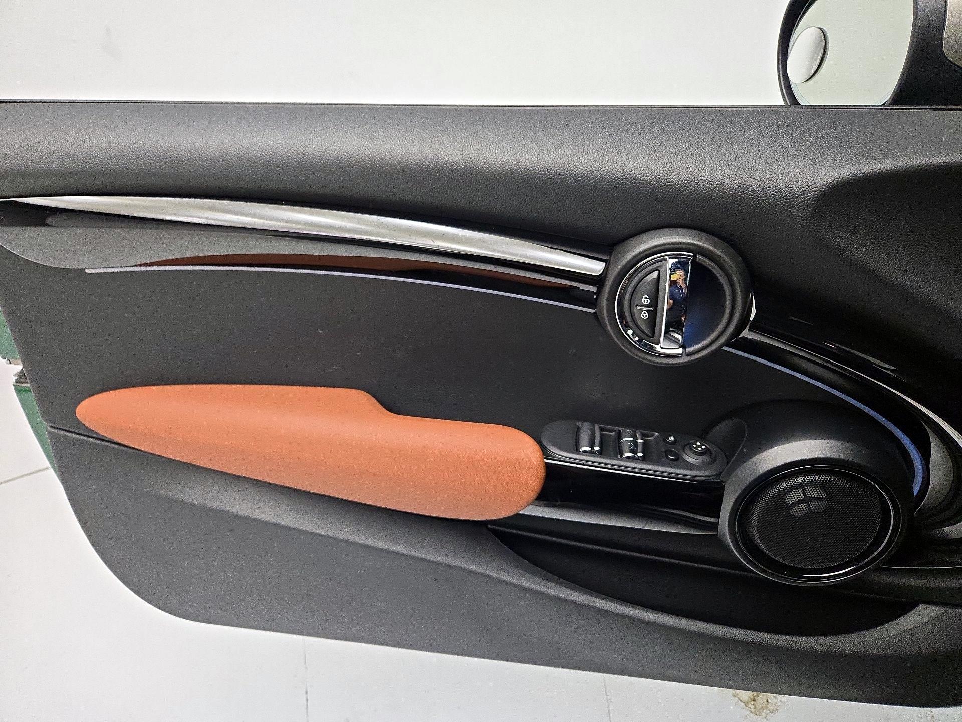 Thumbnail: 2024 MINI Cooper - 12