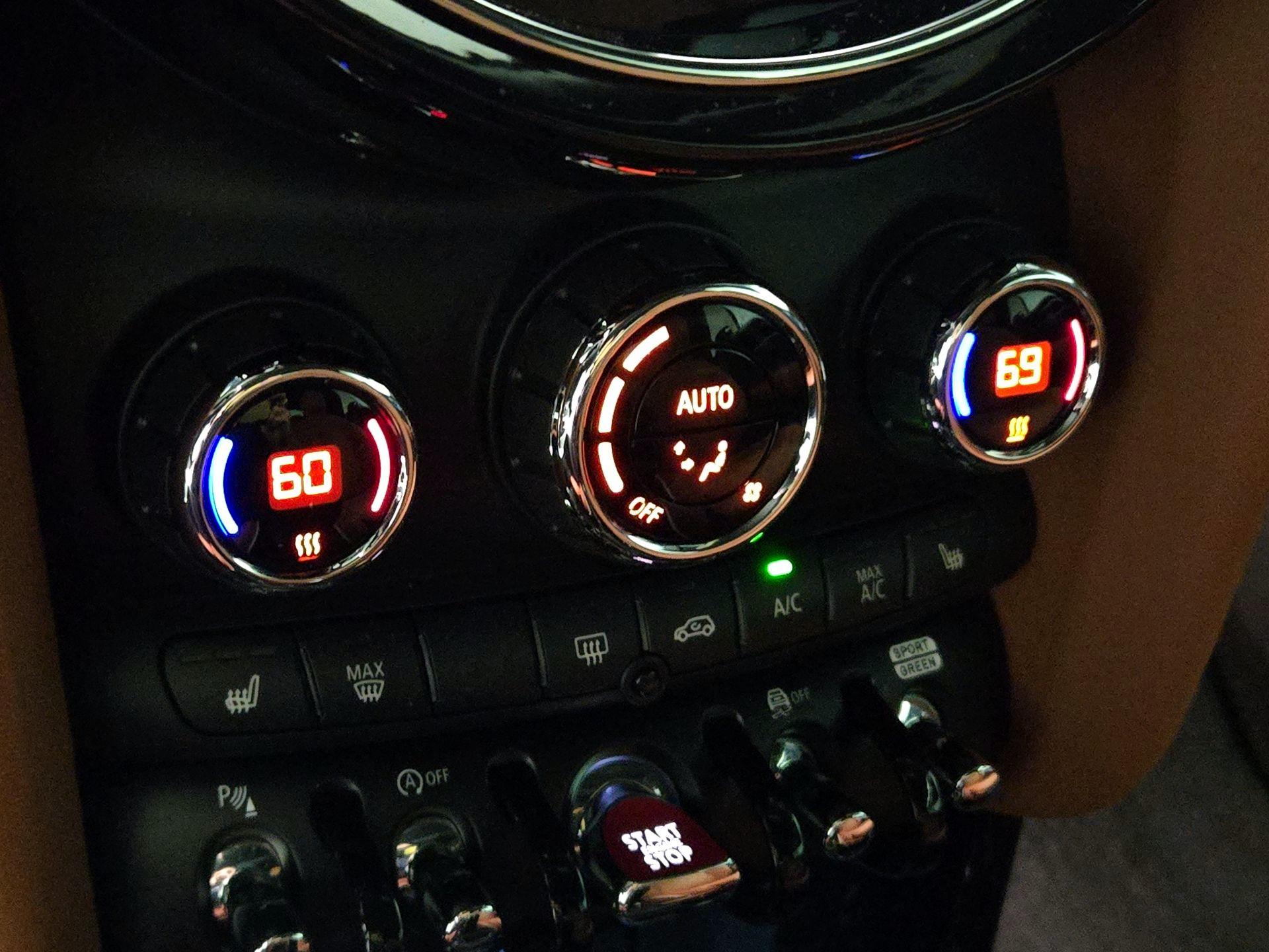 Thumbnail: 2024 MINI Cooper - 16