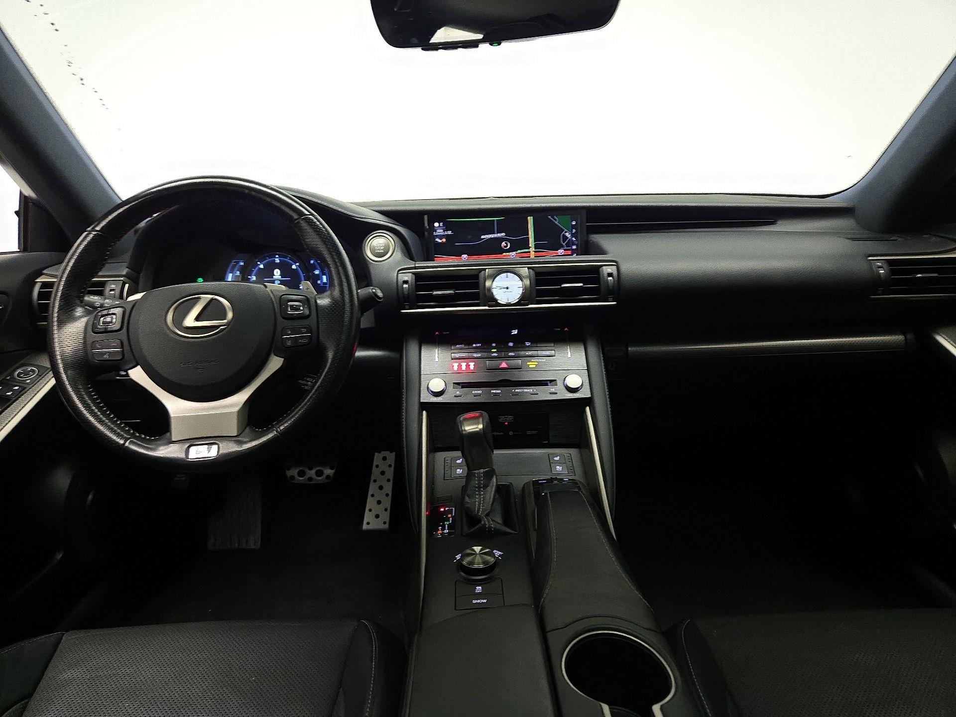 Thumbnail: 2018 Lexus IS - 9