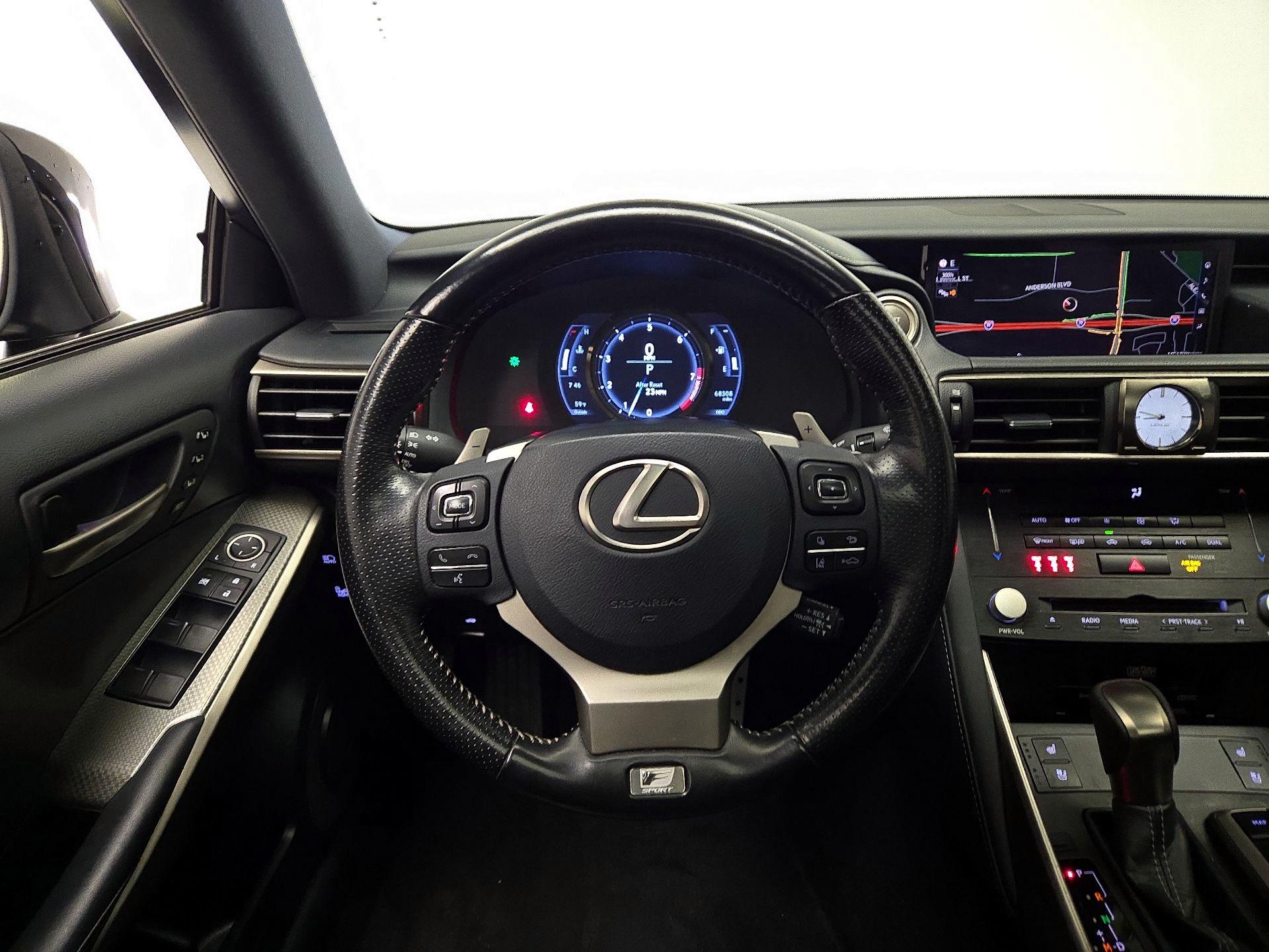 Thumbnail: 2018 Lexus IS - 10