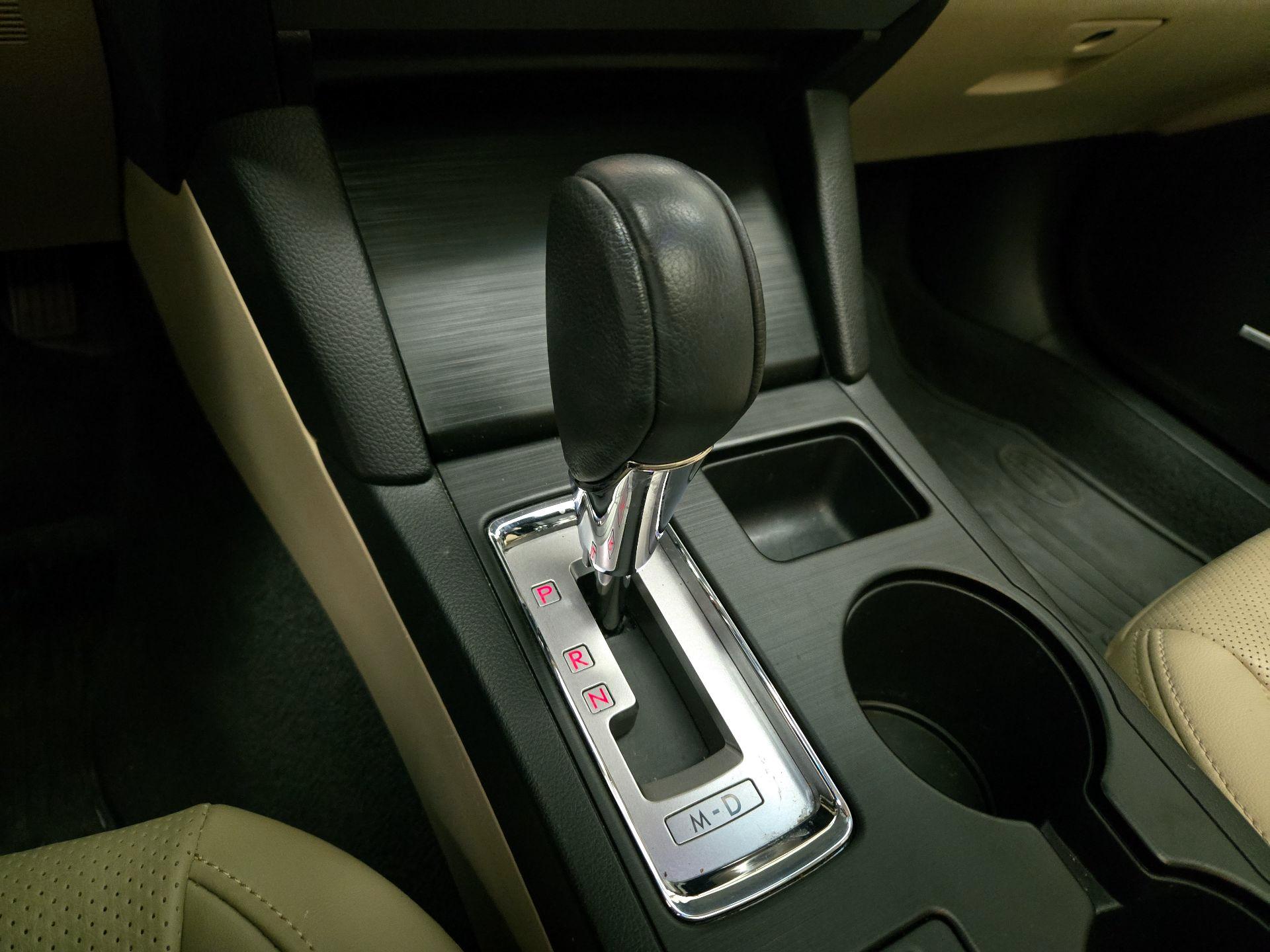 Thumbnail: 2015 Subaru Outback - 18