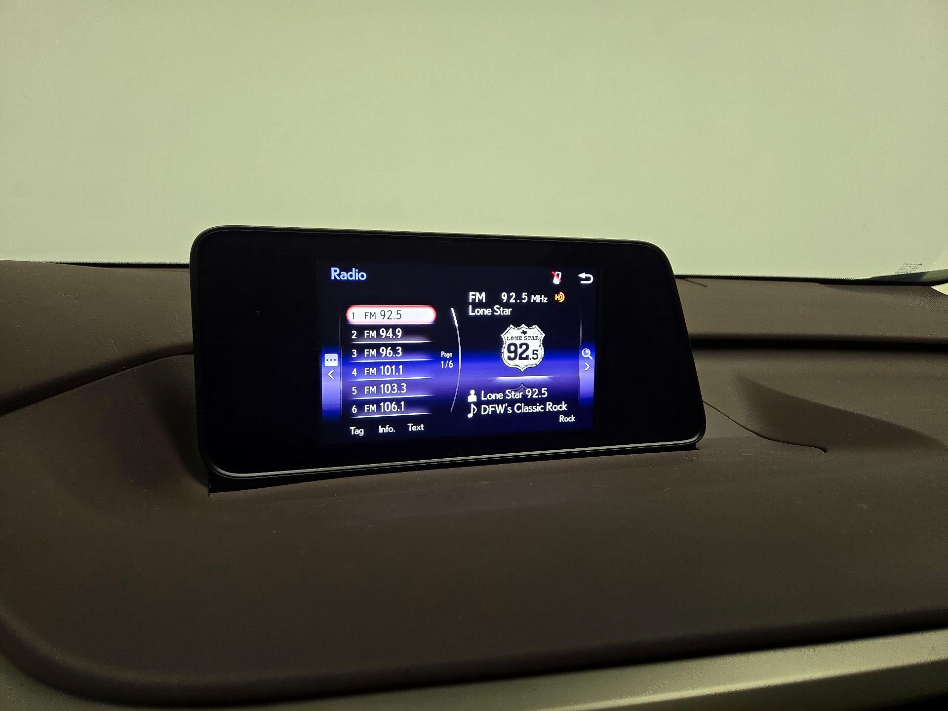 Thumbnail: 2018 Lexus RX - 15