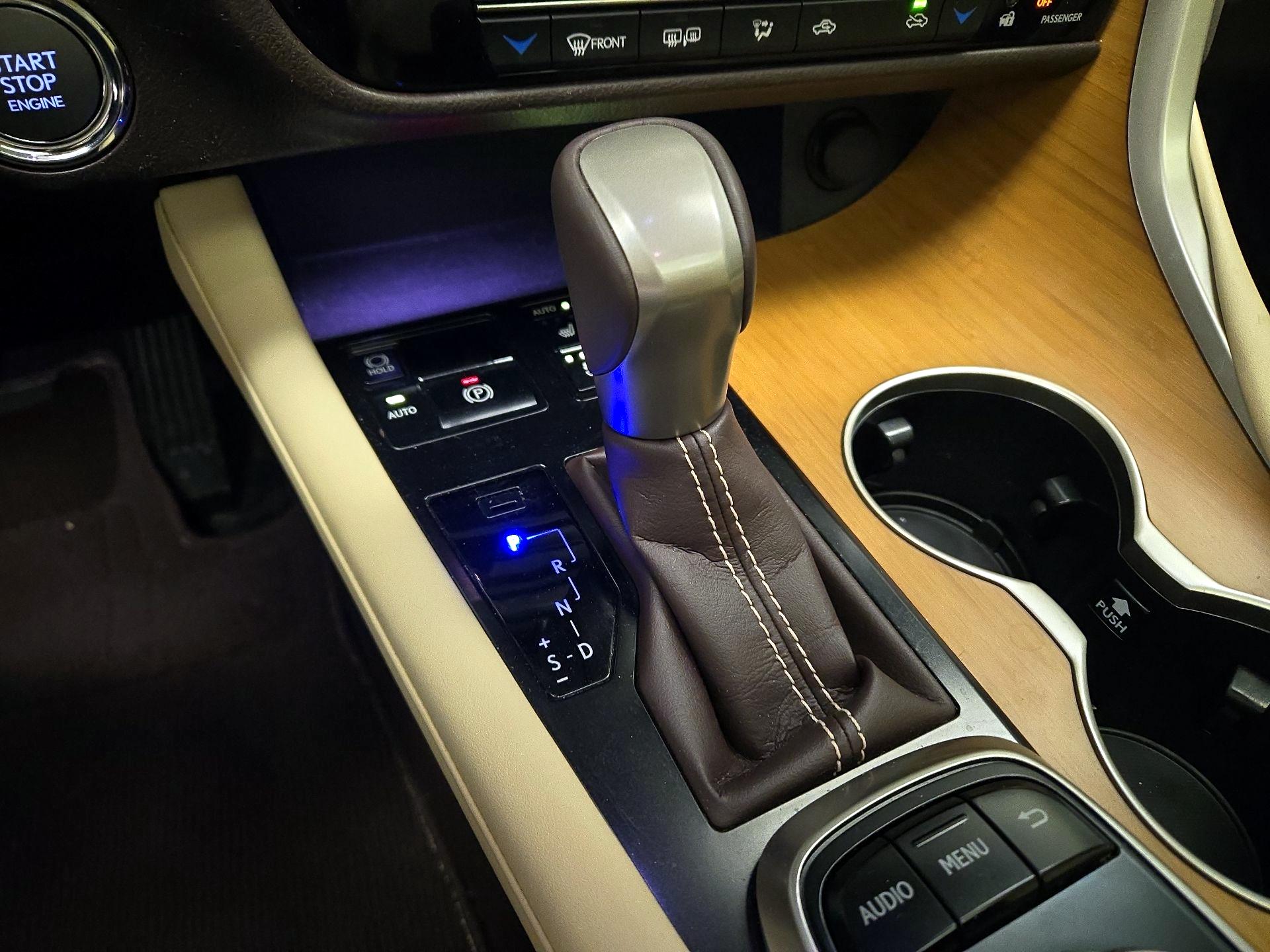 Thumbnail: 2018 Lexus RX - 17