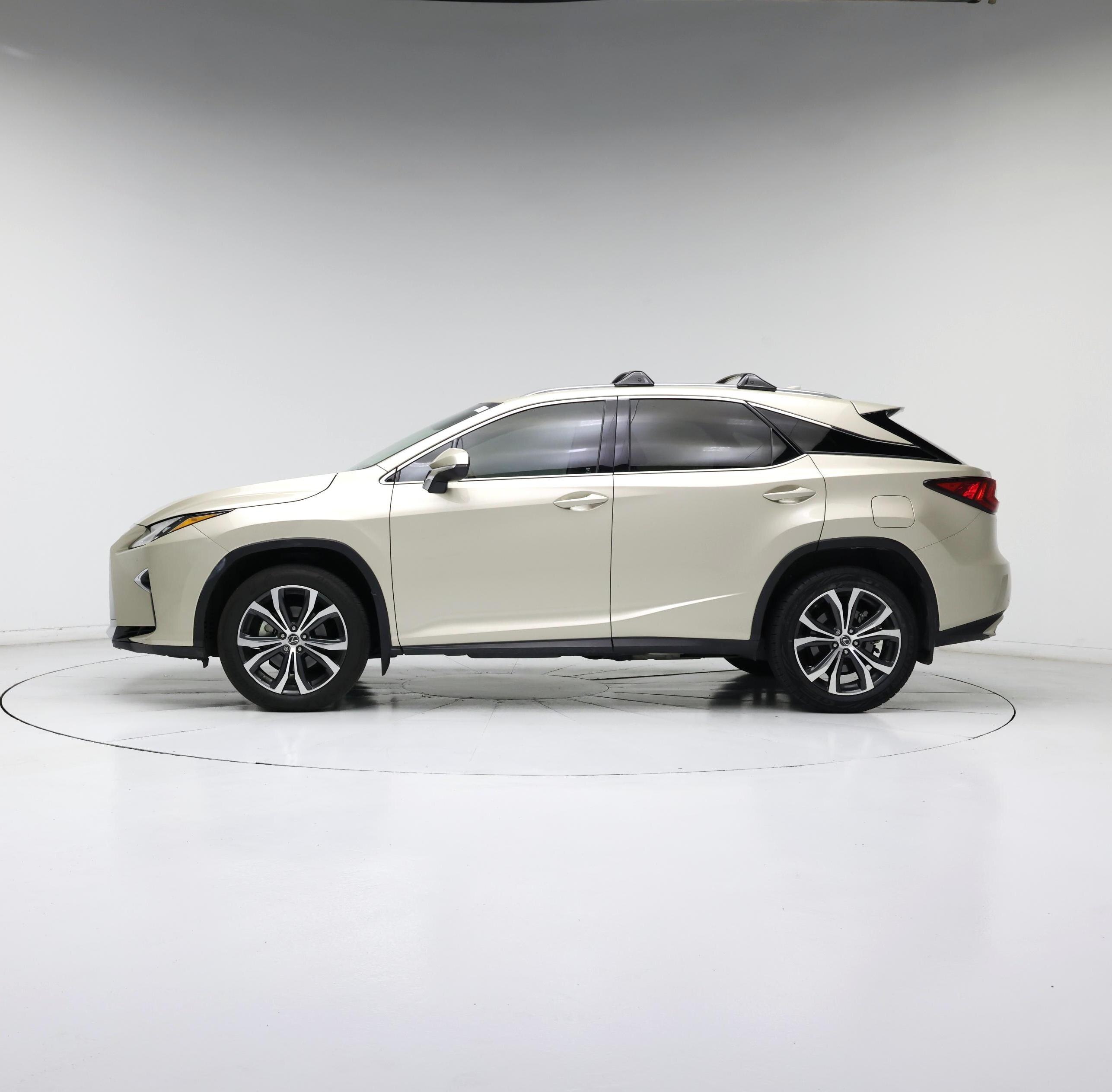 Thumbnail: 2018 Lexus RX - 3