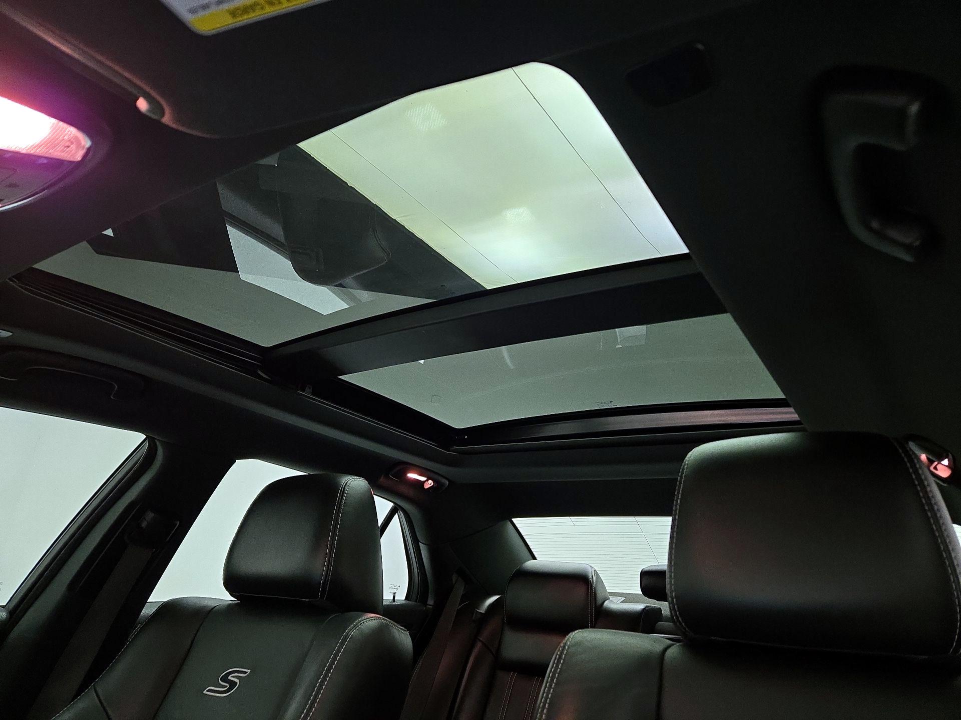 Thumbnail: 2023 Chrysler 300 - 19