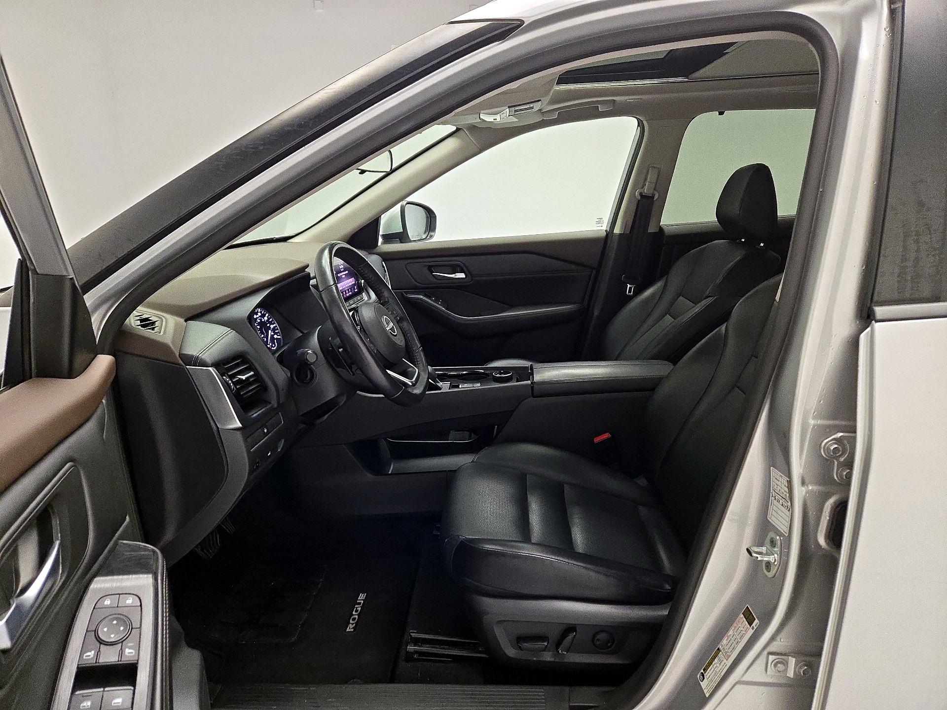 Thumbnail: 2022 Nissan Rogue - 11