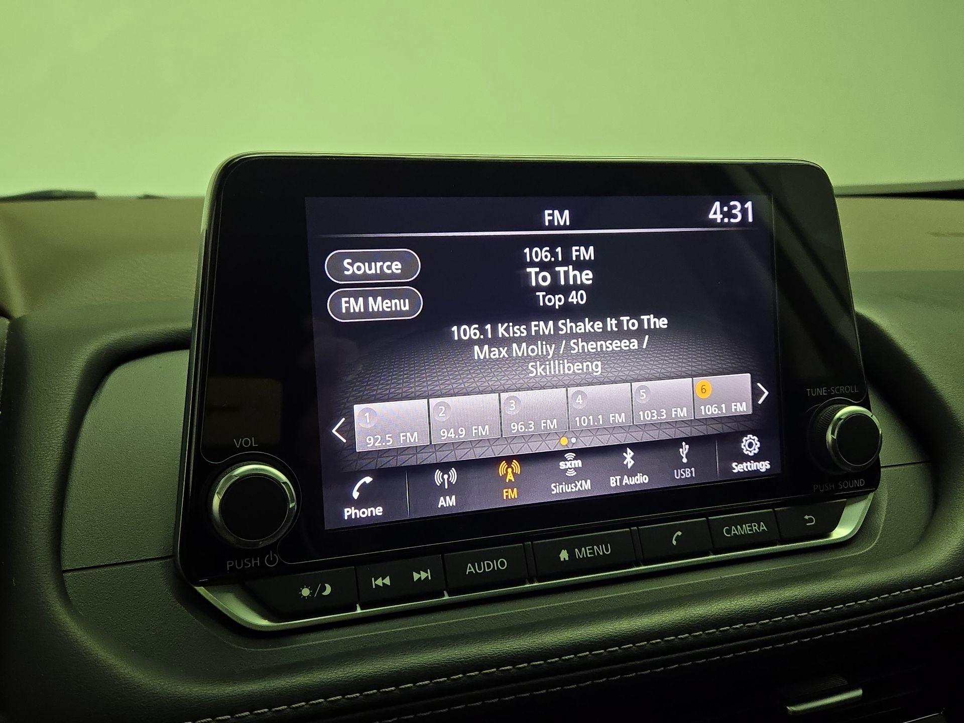 Thumbnail: 2022 Nissan Rogue - 15