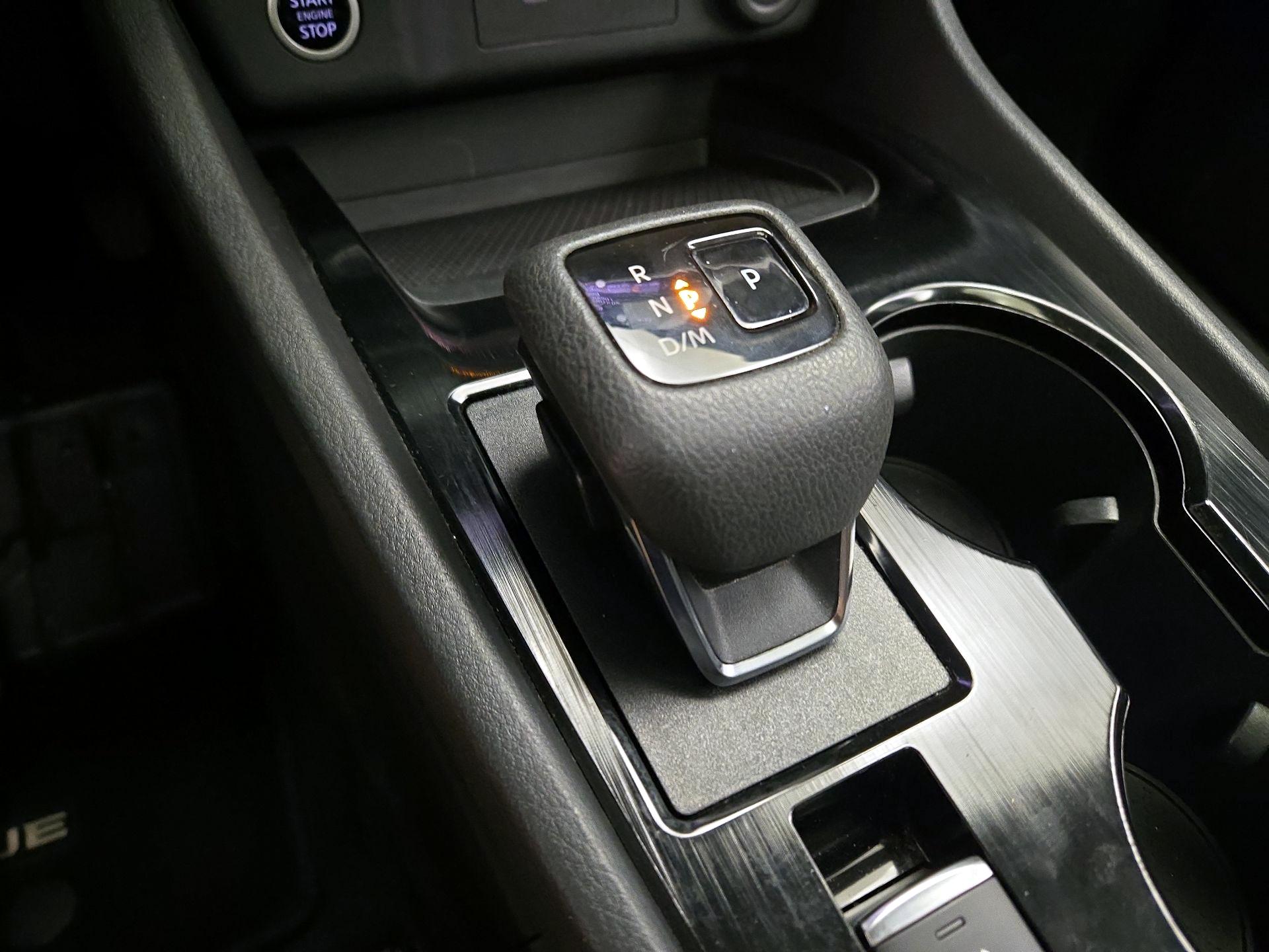 Thumbnail: 2022 Nissan Rogue - 17